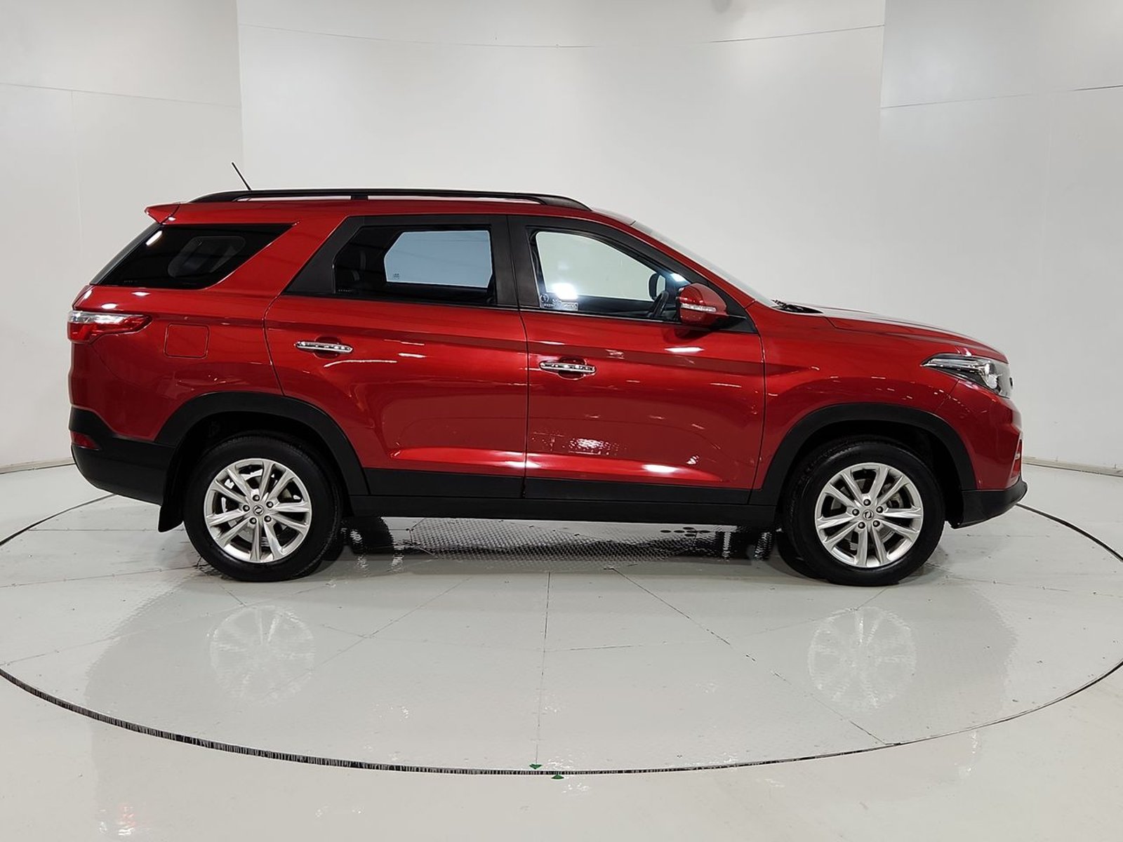 Dfsk 560 SUV 560 4X2 1.8 2023 - Imagen 13 de 20