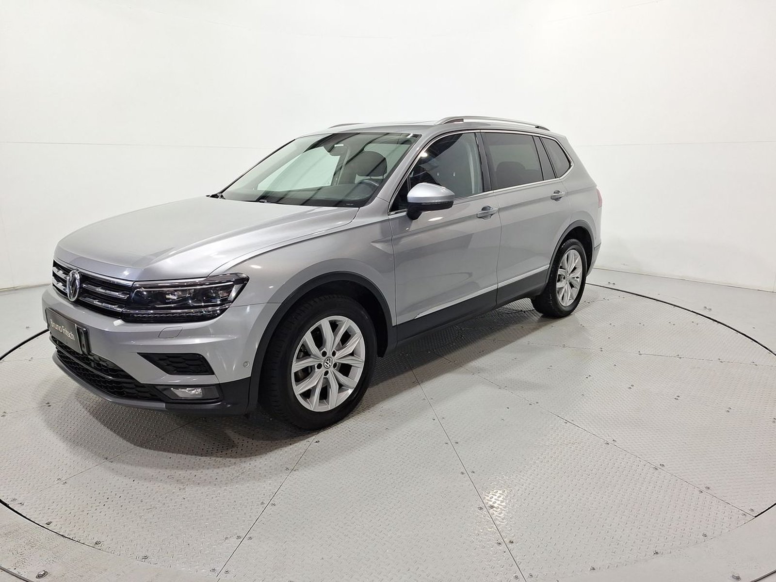 Volkswagen TIGUAN 1.4 AT 2021 - Imagen 3 de 20
