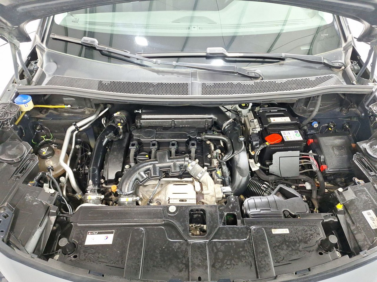Peugeot 3008 ACTIVE 1.6 AUT 2021 - Imagen 15 de 20