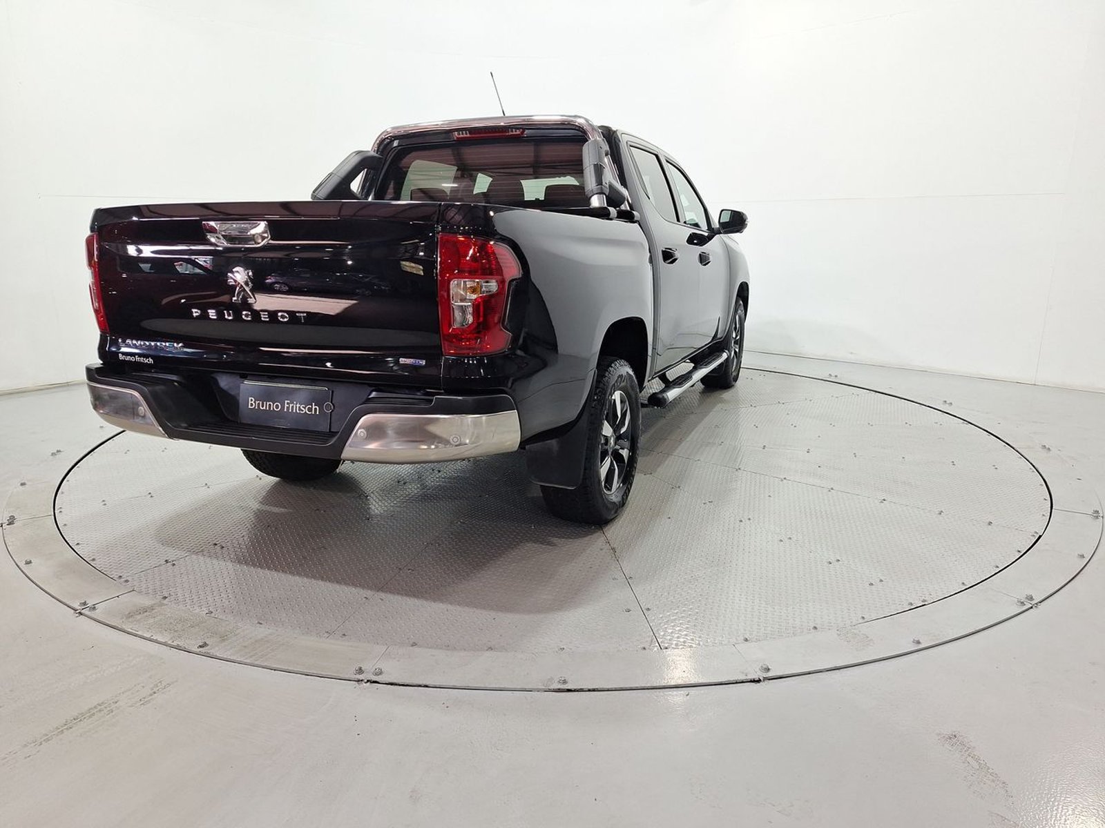 Peugeot LANDTREK BLUEHDI 4X4 2.2 AUT 2024 - Imagen 8 de 20