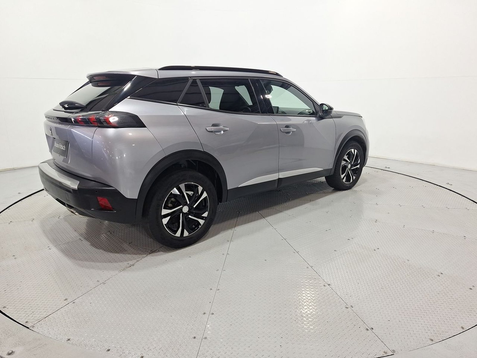 Peugeot 2008 PURETECH 130 EAT8 1.2 AUT 2023 - Imagen 9 de 20
