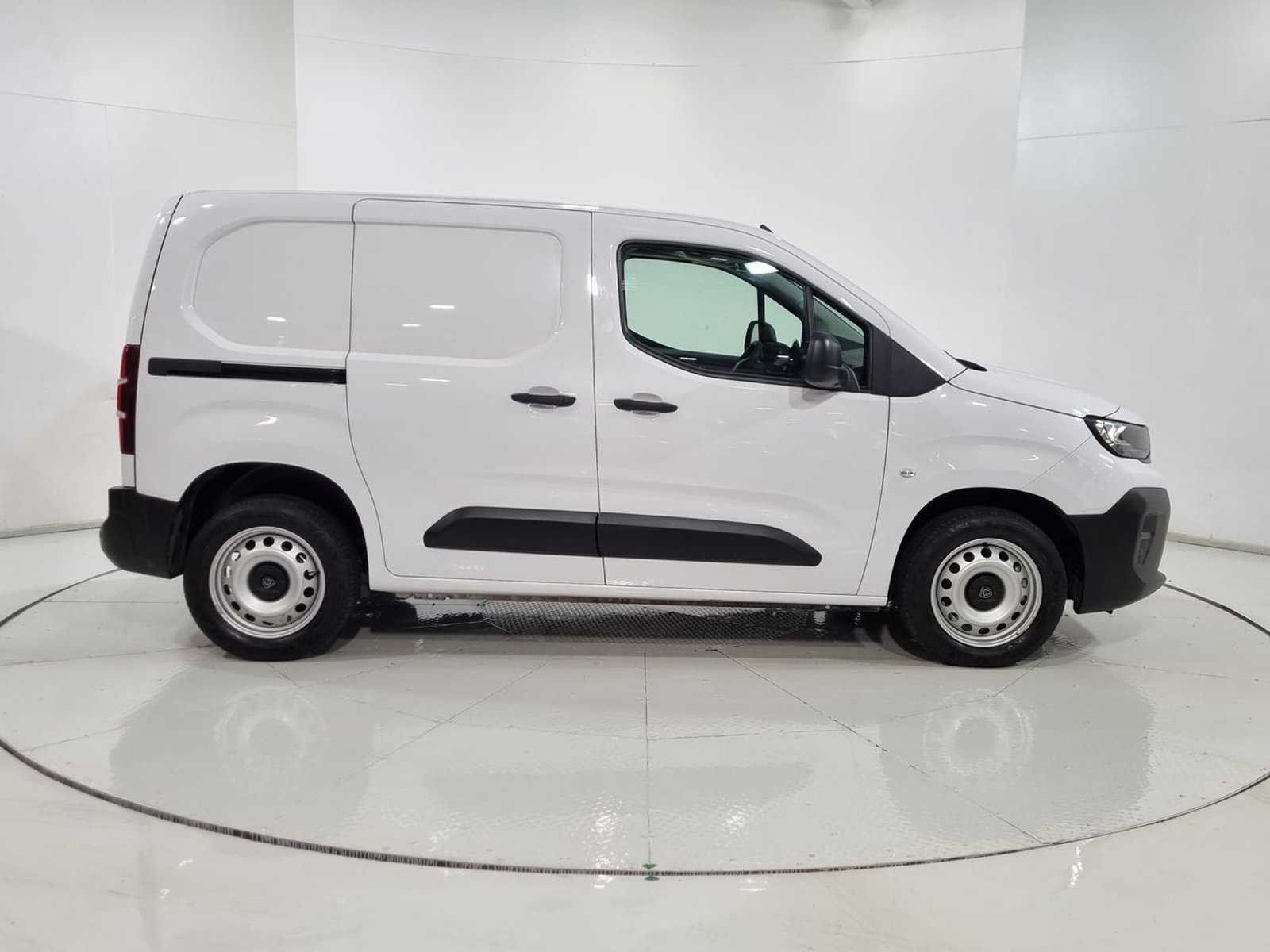 Peugeot PARTNER L1 1.5 2026 - Imagen 13 de 20