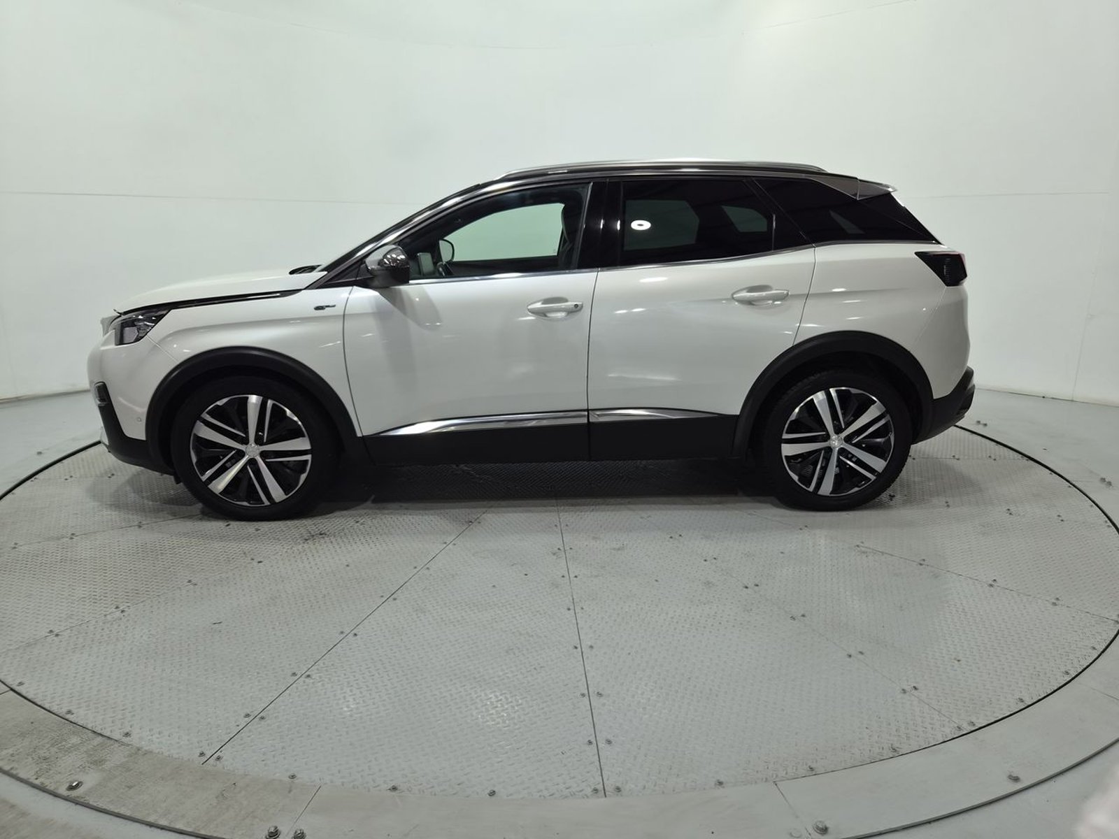 Peugeot 3008 GT BLUEHDI 2.0 AUT 2020 - Imagen 4 de 20