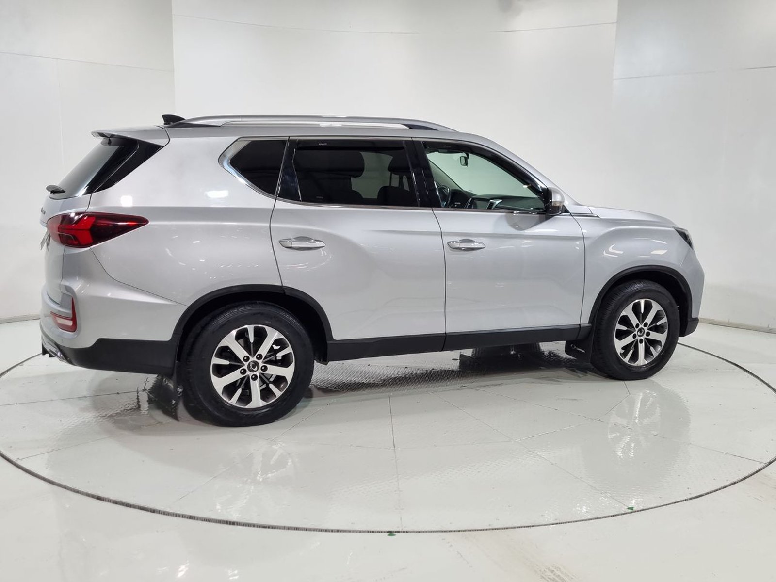 Ssangyong REXTON NEW REXTON GLX TD 2.2 AUT 2022 - Imagen 12 de 20