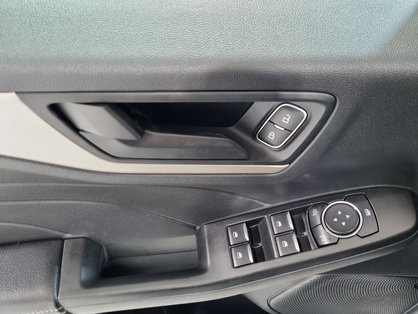 Ford ESCAPE DURA D4 2.5 AUT 2023 - Imagen 20 de 20