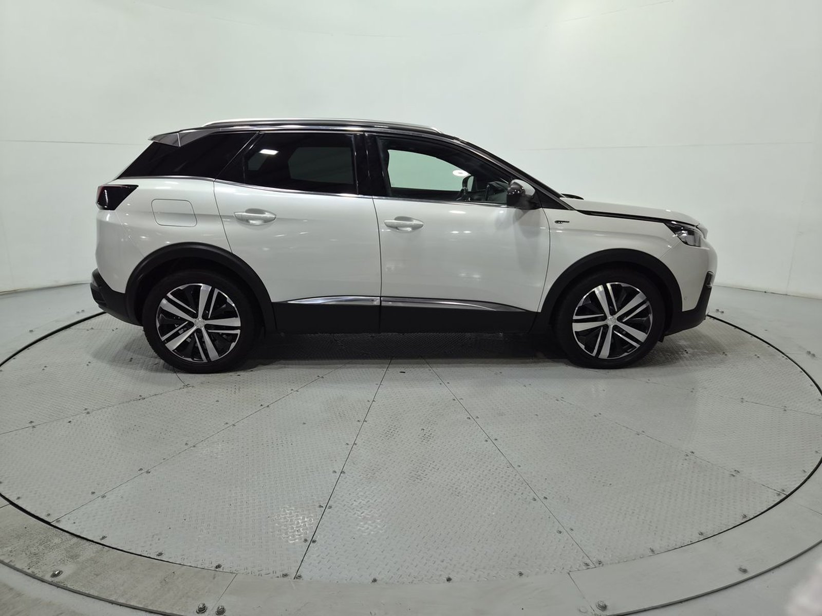 Peugeot 3008 GT BLUEHDI 2.0 AUT 2020 - Imagen 10 de 20