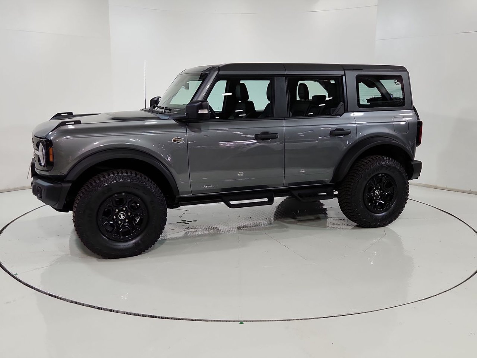Ford BRONCO WILDTRAK 4X4 2.7 AUT 2025 - Imagen 4 de 20