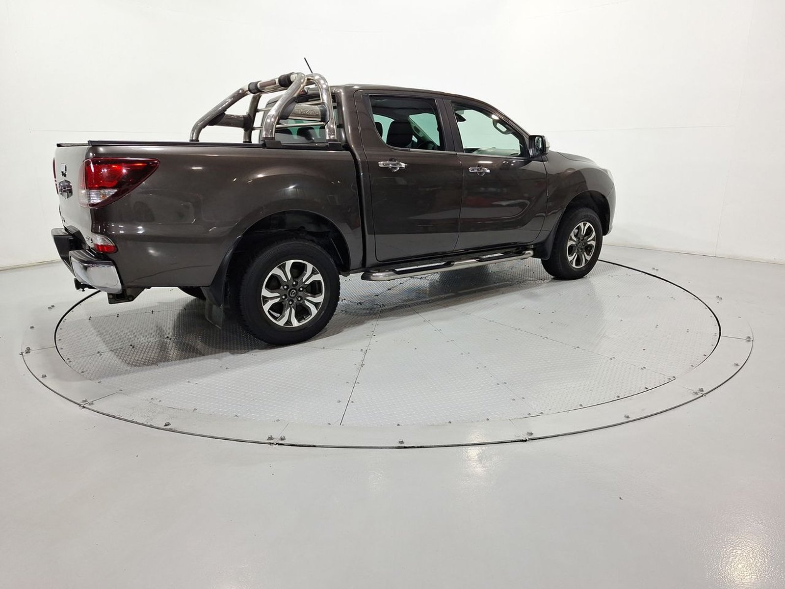 Mazda BT-50 BT 50 4X4 DCAB 3.2 AUT 2021 - Imagen 9 de 20