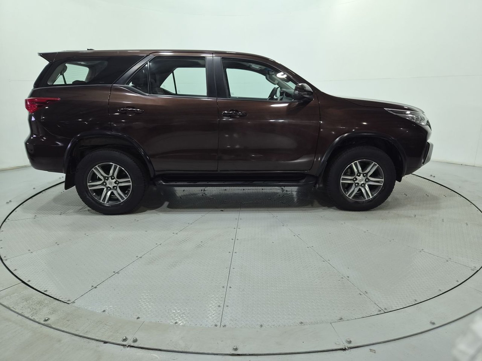 Toyota FORTUNER 2.7 AUT 2018 - Imagen 10 de 20