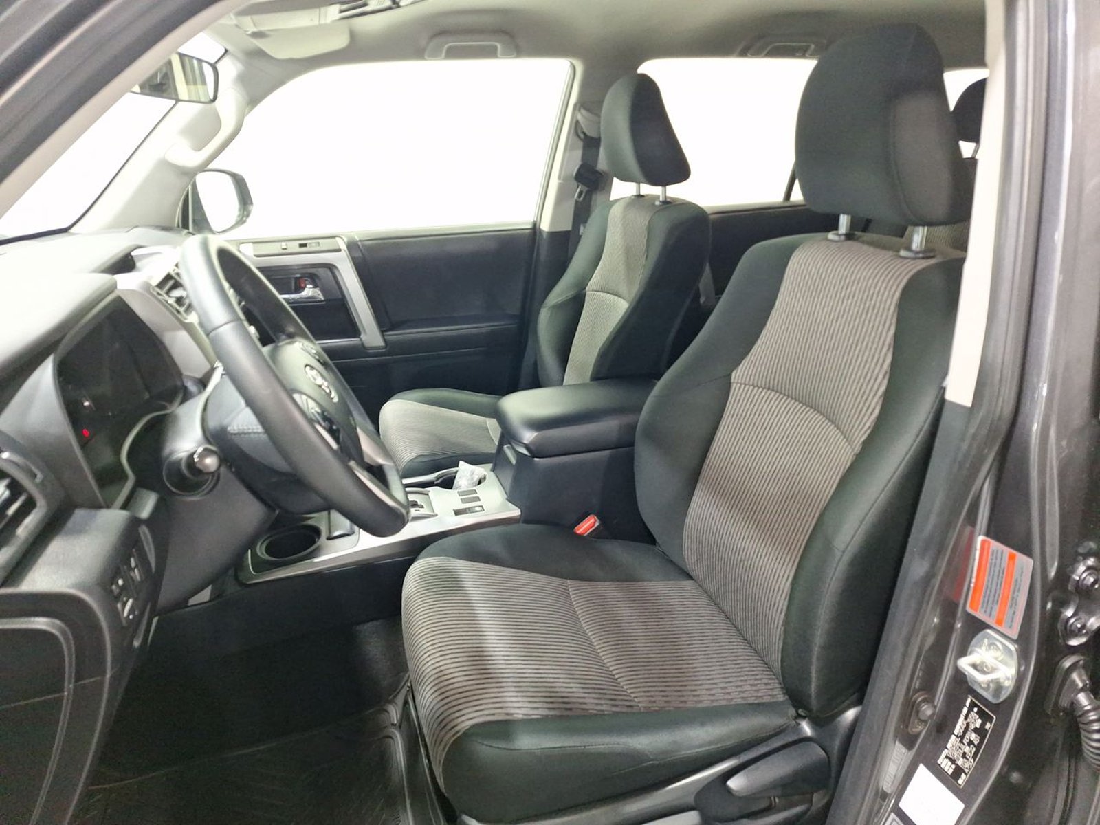 Toyota 4RUNNER 4X4 4.0 5AUT 2024 - Imagen 18 de 20
