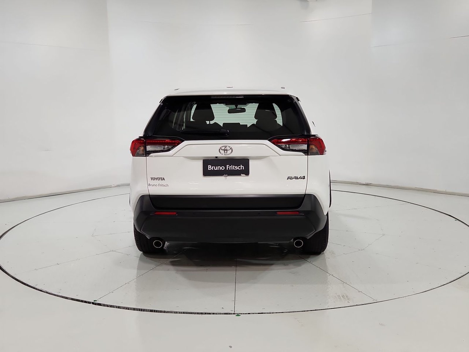 Toyota RAV4 4X2 2.0 AUT 2025 - Imagen 9 de 20