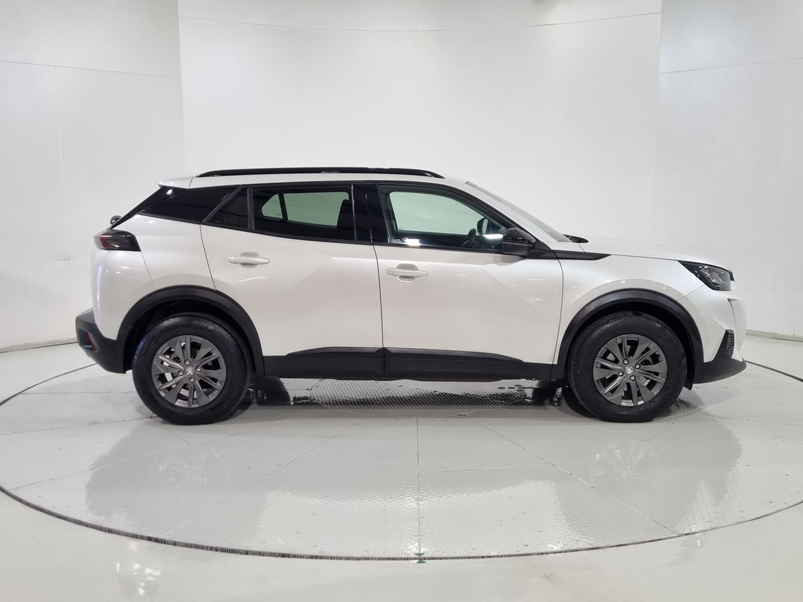 Peugeot 2008 PURETECH 130 1.2 2023 - Imagen 13 de 20