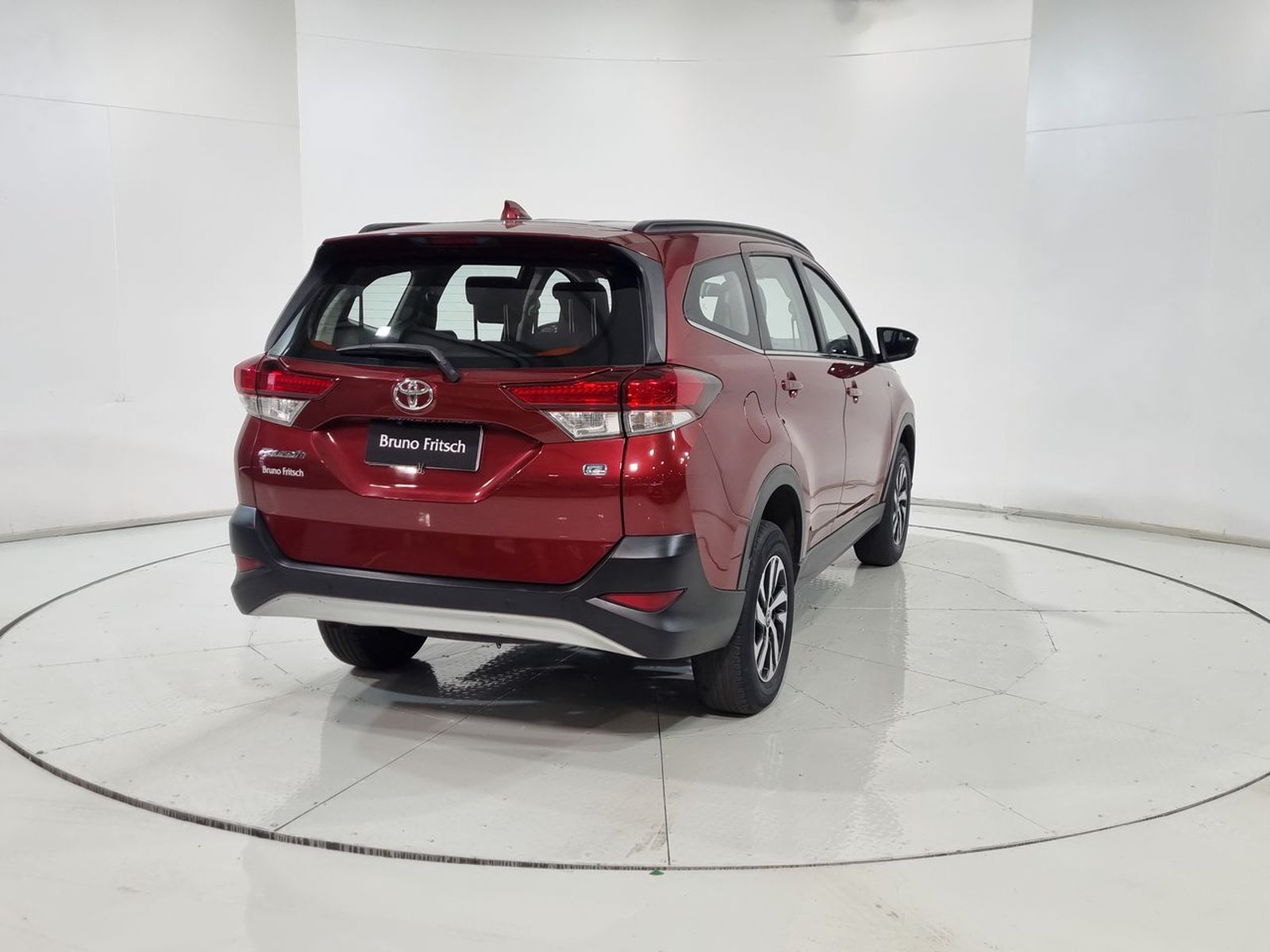 Toyota RUSH 1.5 MT 2023 - Imagen 10 de 20
