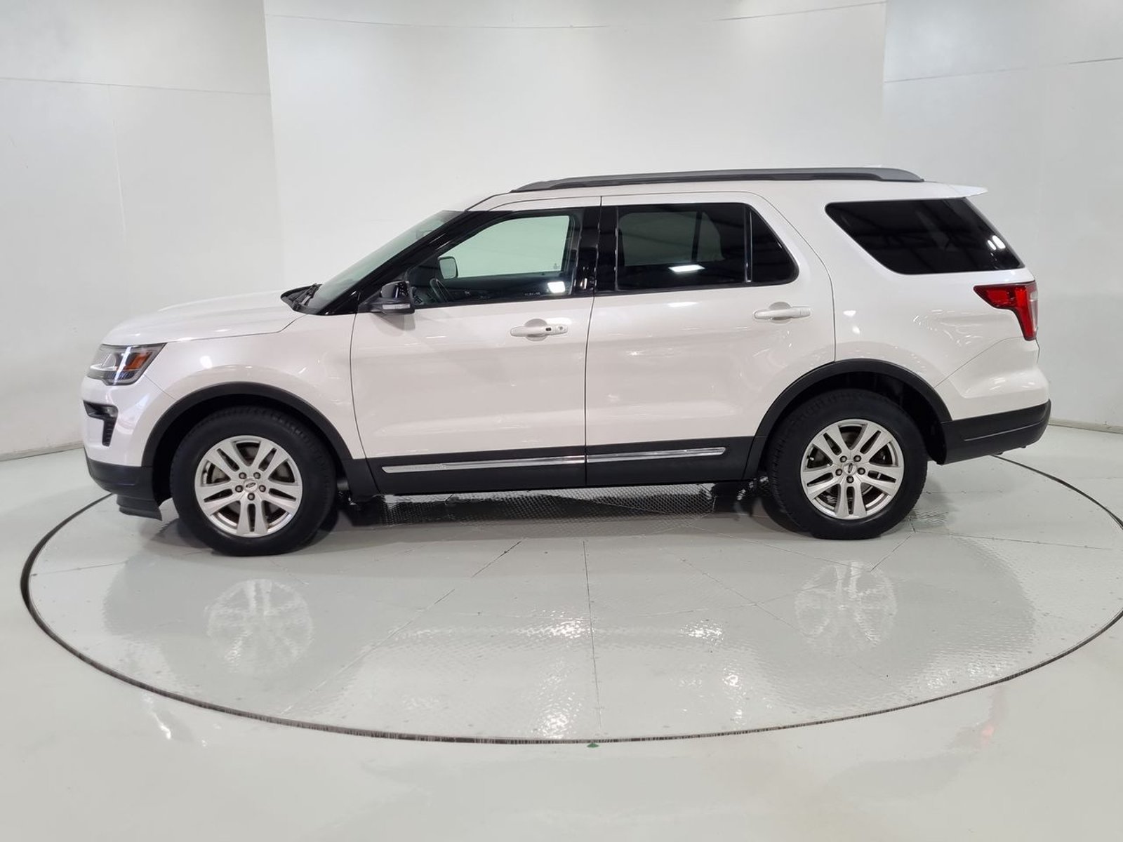 Ford EXPLORER XLT 3.5 AUT 2018 - Imagen 5 de 20