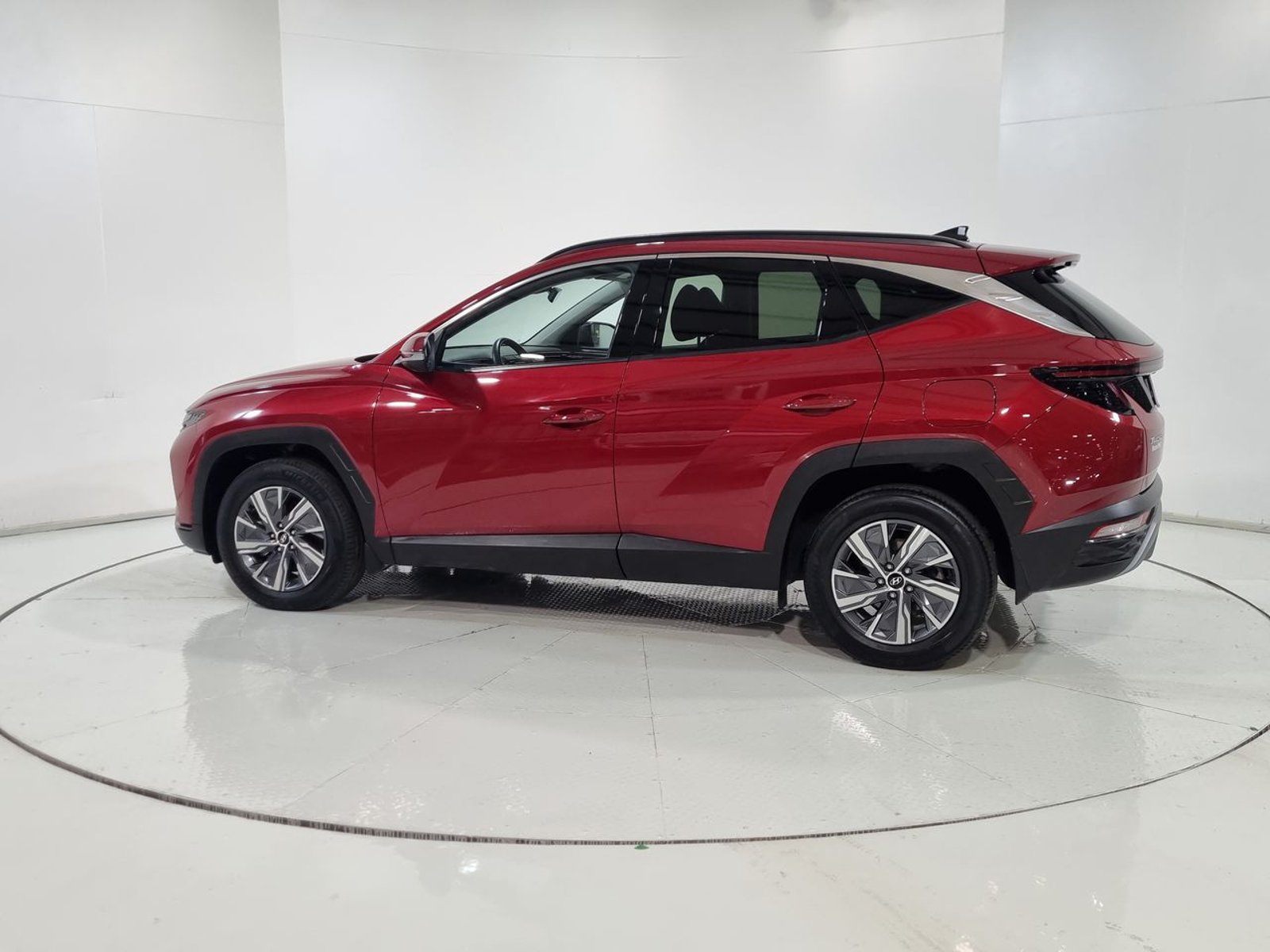 Hyundai TUCSON NX4 GDI 1.6 AUT 2024 - Imagen 6 de 20