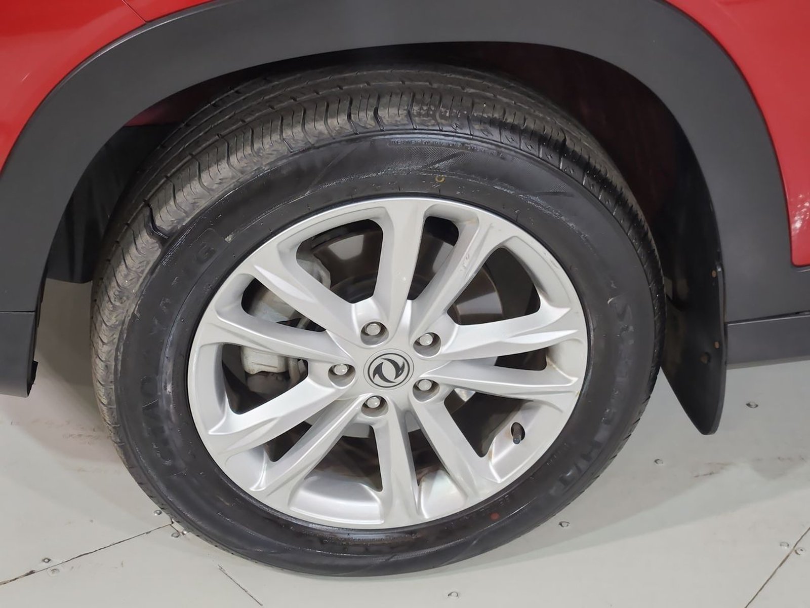 Dfsk 560 SUV 560 4X2 1.8 2023 - Imagen 18 de 20