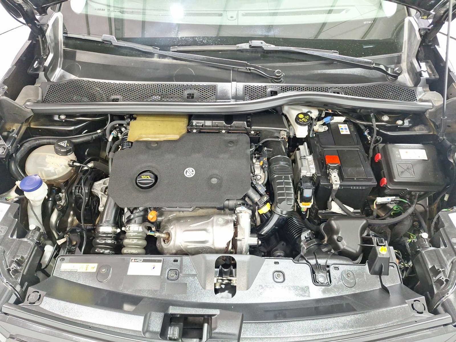 Peugeot 2008 BLUE HDI 100 4X2 1.5 2022 - Imagen 15 de 20