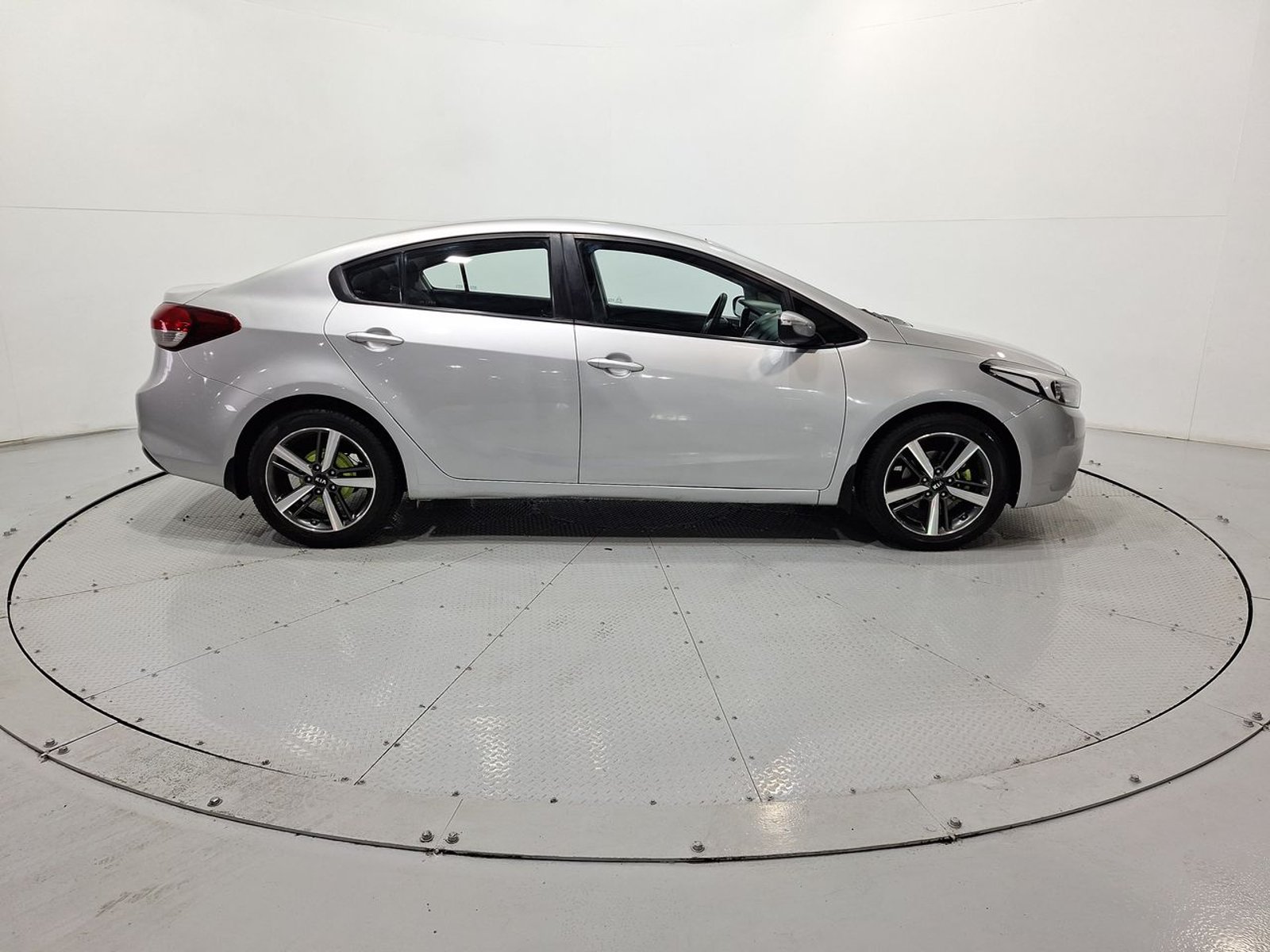 Kia CERATO EX 1.6 2018 - Imagen 10 de 20