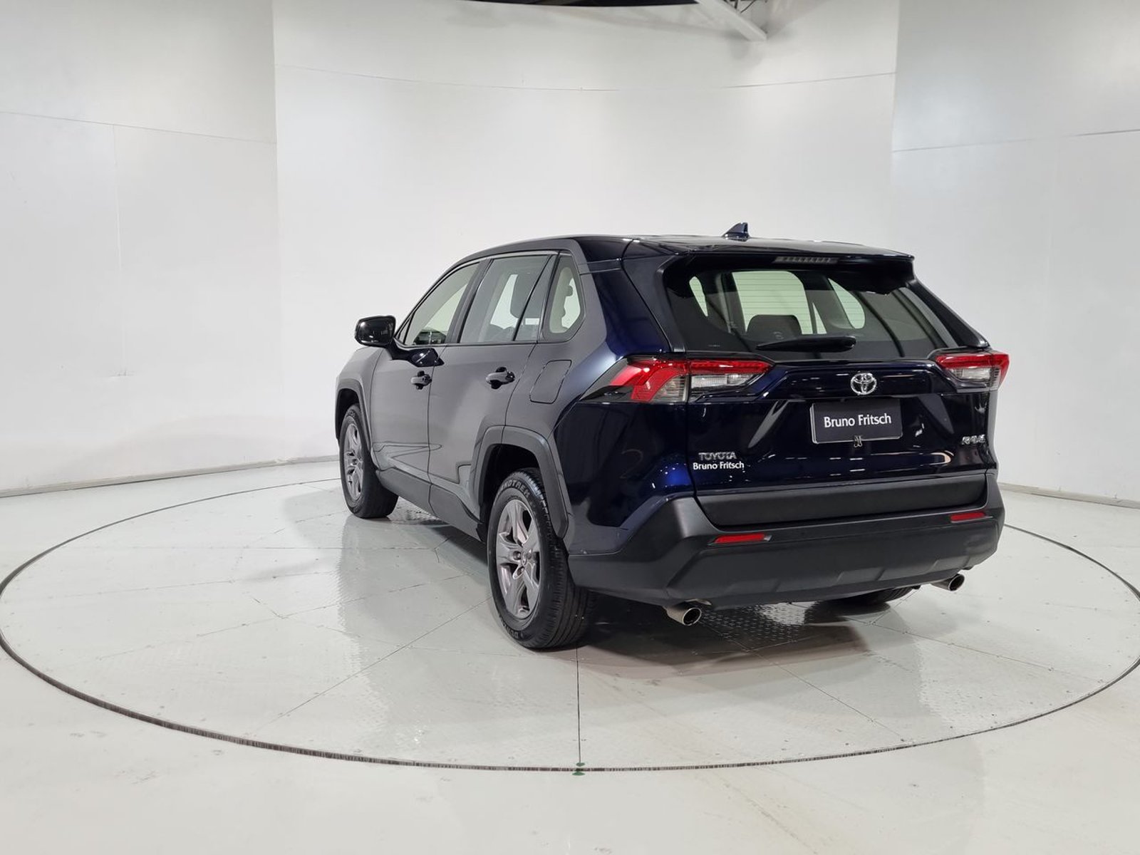 Toyota RAV4 OTTO 2.0 AUT 2023 - Imagen 8 de 20