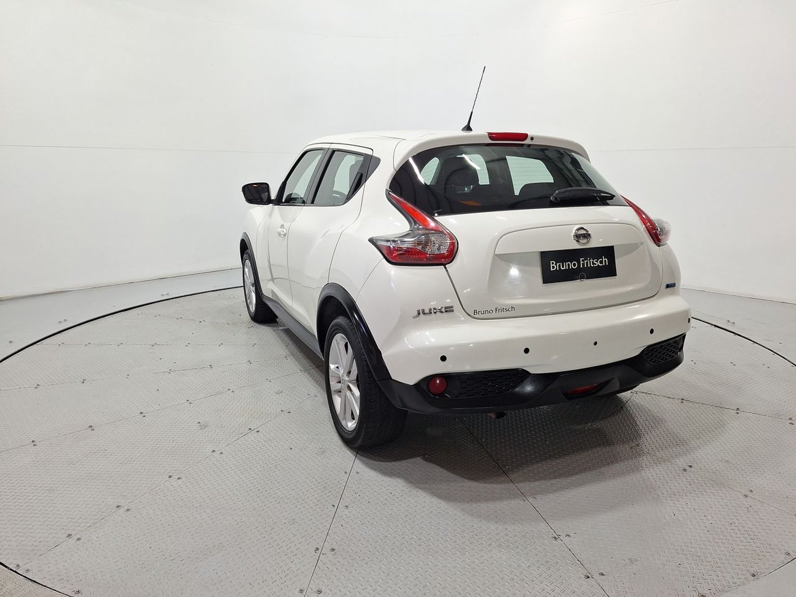 Nissan JUKE SENSE 1.6 AUT 2017 - Imagen 6 de 20