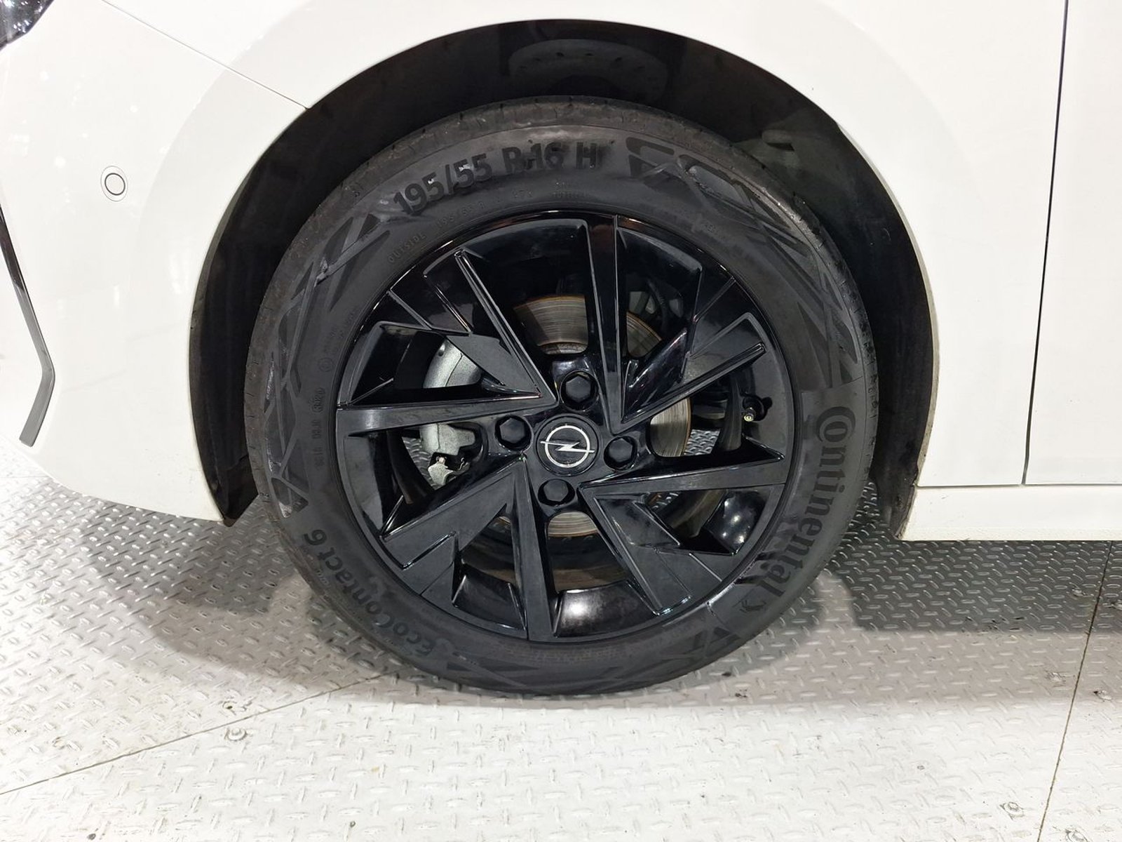 Opel CORSA 4X2 1.2 2025 - Imagen 14 de 20