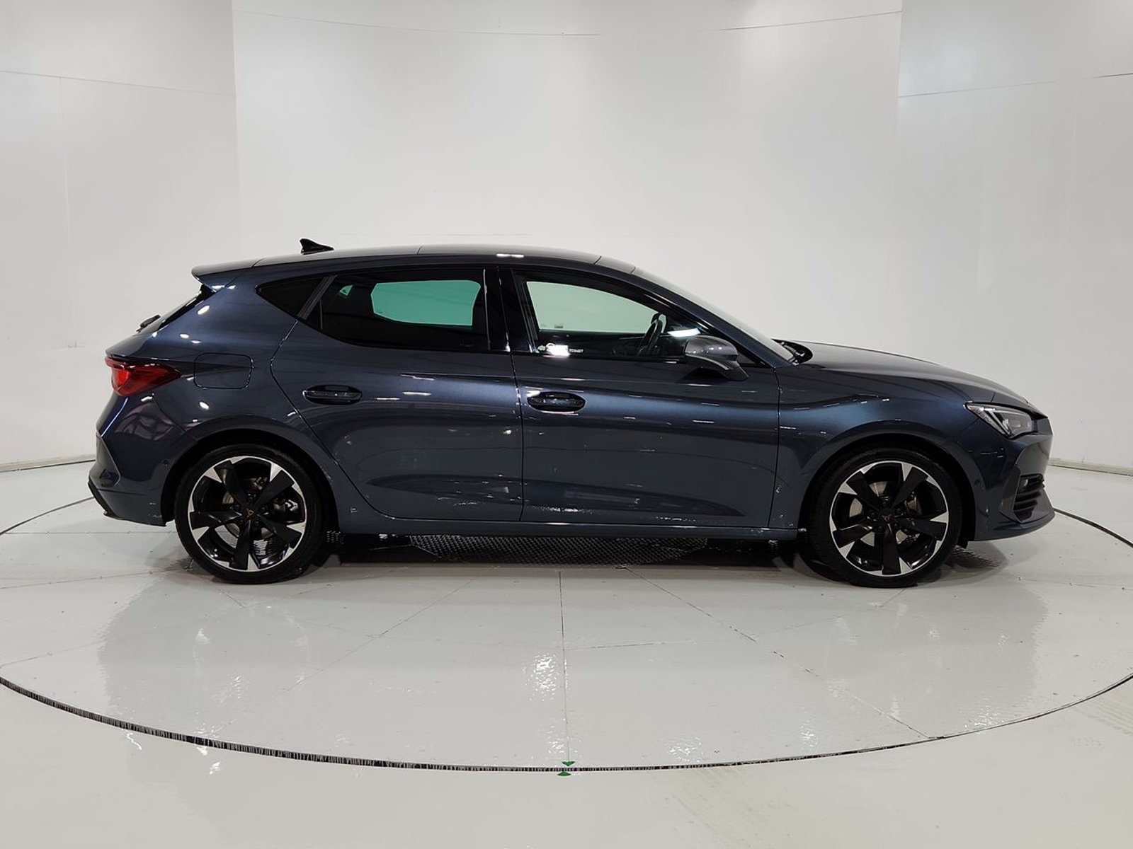 Cupra LEON 1.4 AUT 2024 - Imagen 13 de 20