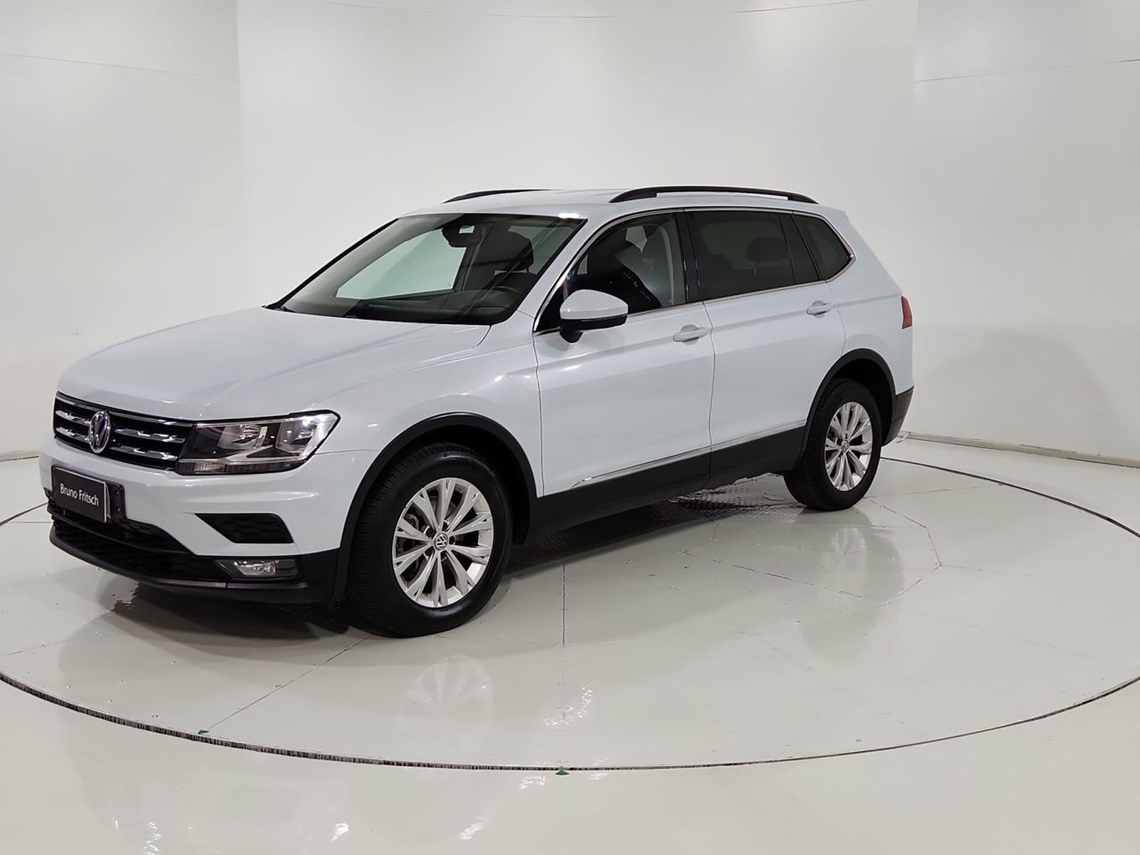 Volkswagen TIGUAN TDI 2.0 AUT 2018 - Imagen 3 de 20