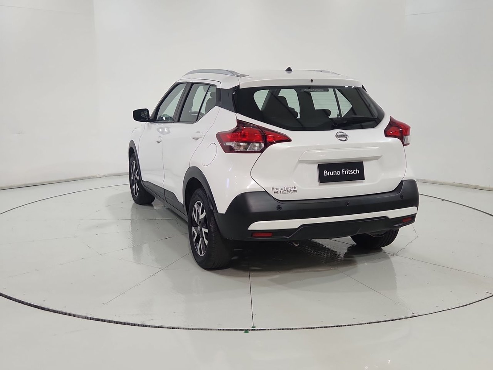 Nissan KICKS 1.6 2019 - Imagen 8 de 20