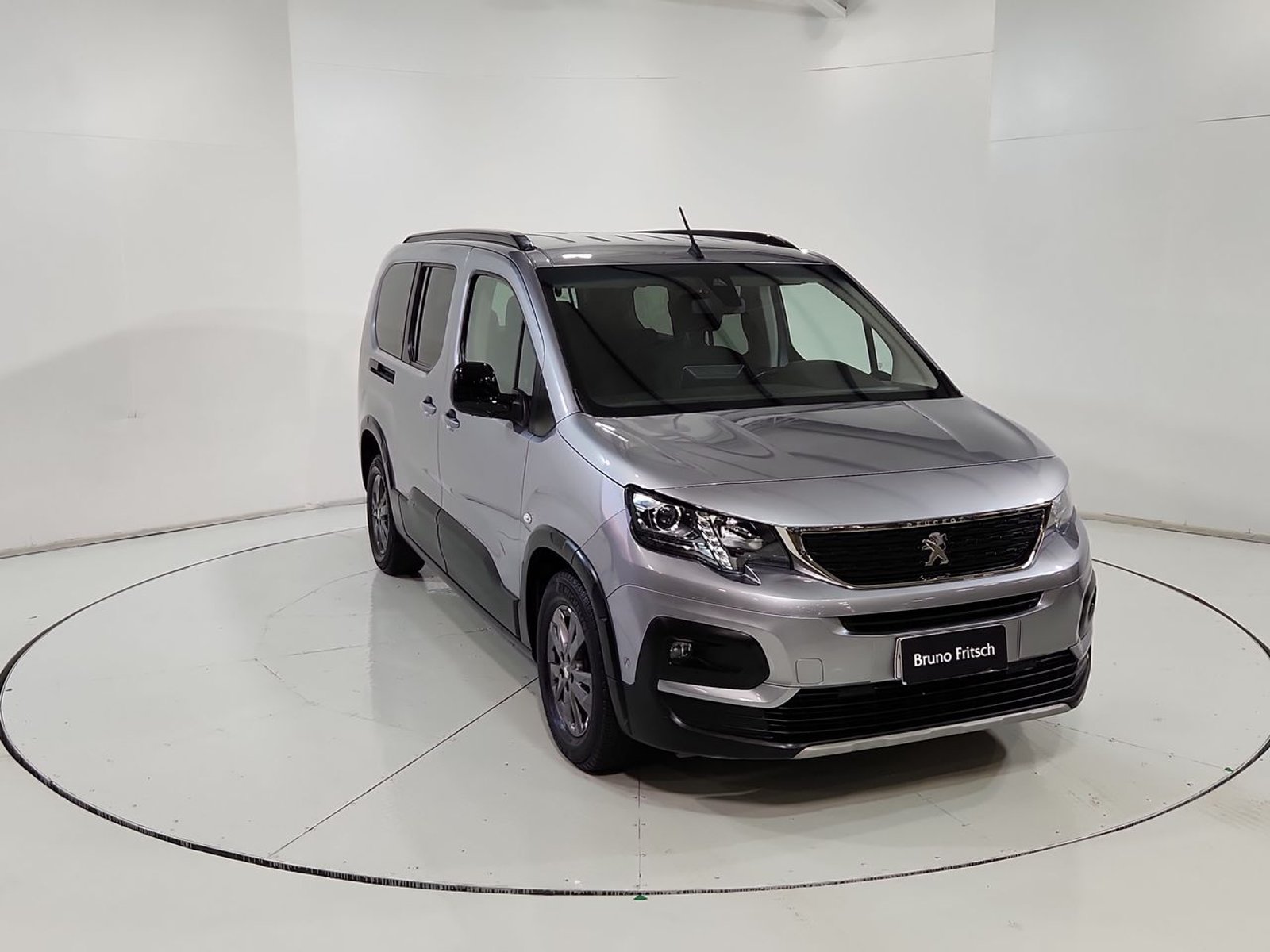 Peugeot RIFTER ALLURE BLUE HDI 4X2 1.5 2024 - Imagen 16 de 20