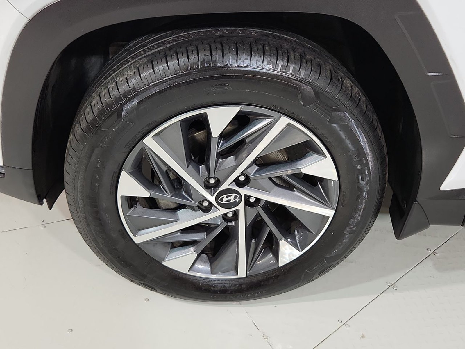 Hyundai TUCSON NX4 MPI 2.0 2024 - Imagen 18 de 20