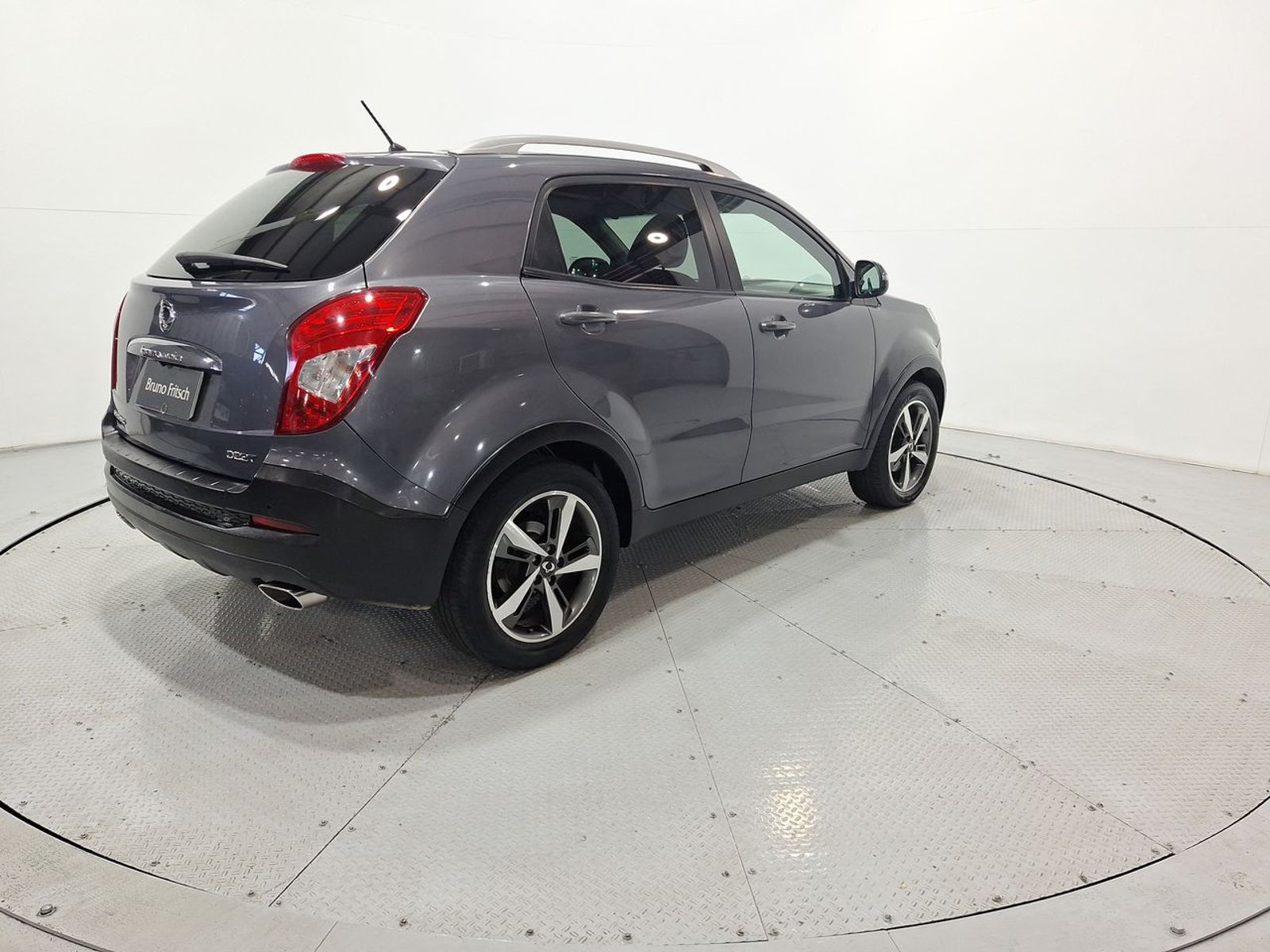 Ssangyong KORANDO 2.2 2019 - Imagen 9 de 20