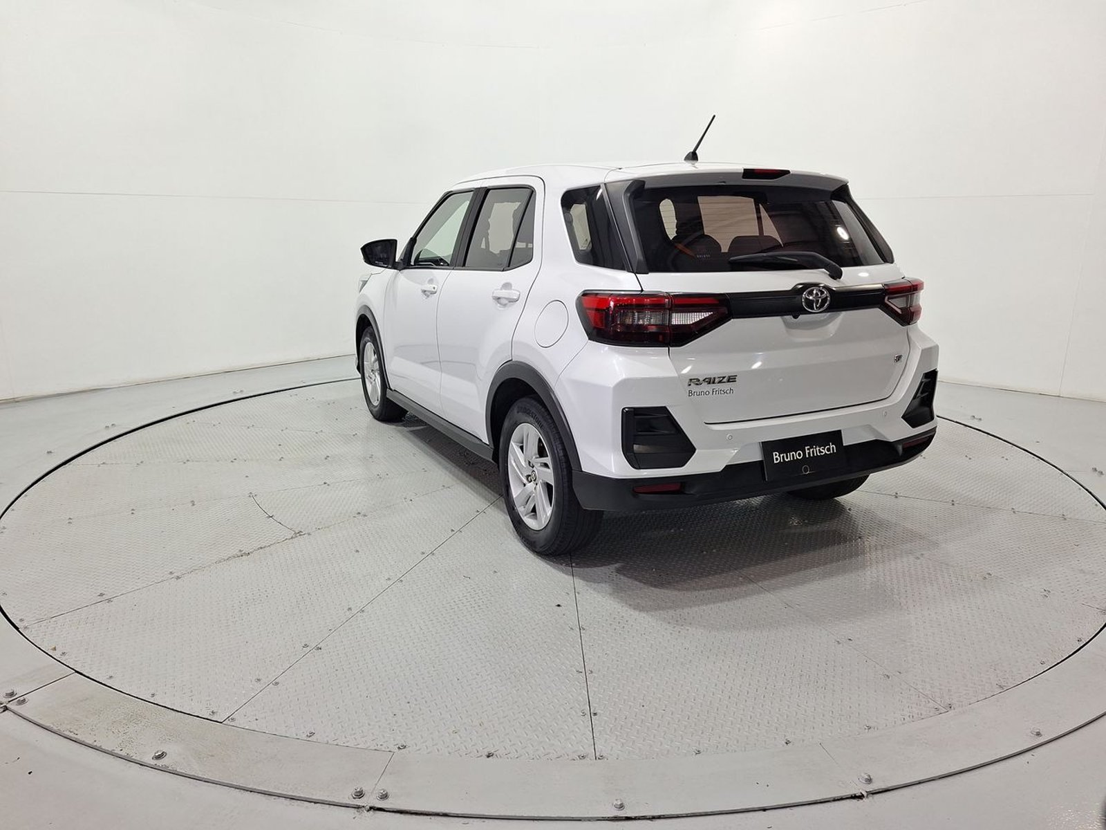 Toyota RAIZE CVT 1.2 AUT 2023 - Imagen 6 de 20