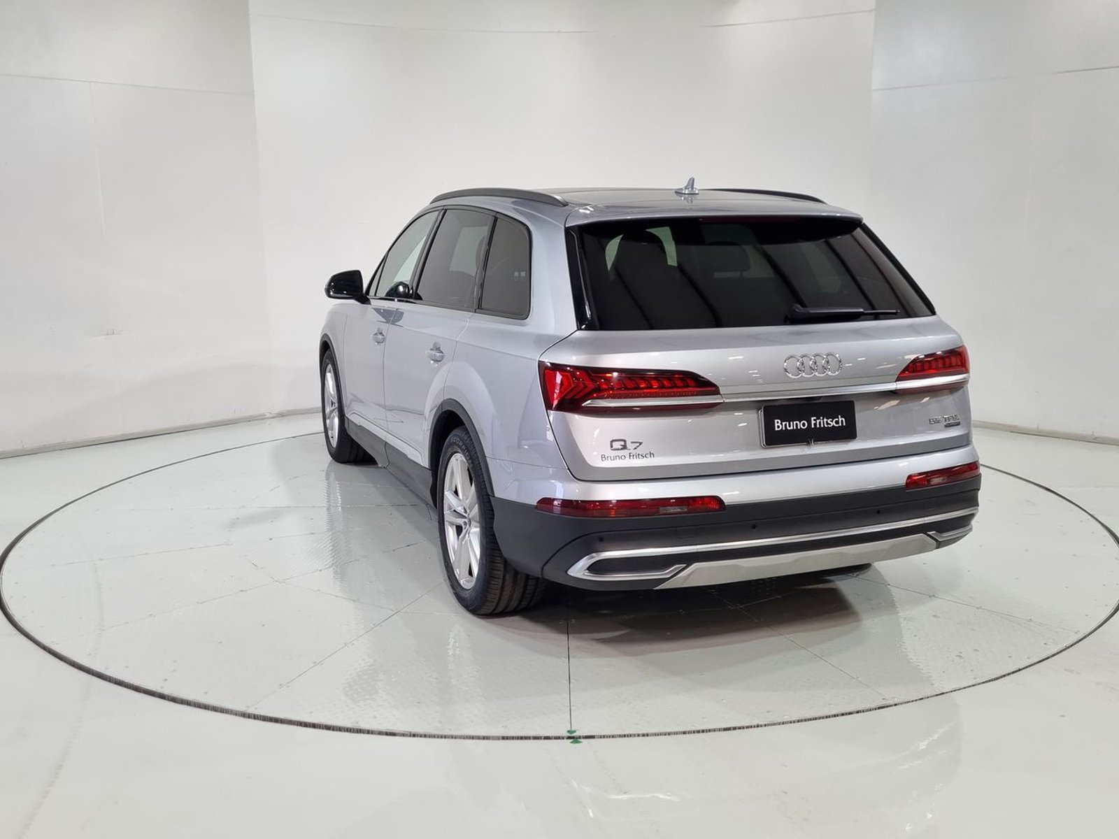 Audi Q7 55 TFSI 4X4 3.0 AUT 2023 - Imagen 8 de 20