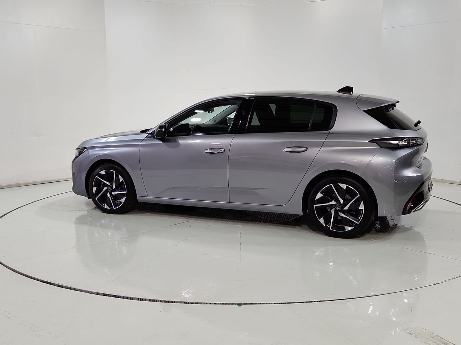 Peugeot 308 BLUEHDI 1.5 AUT 2024 - Imagen 6 de 20