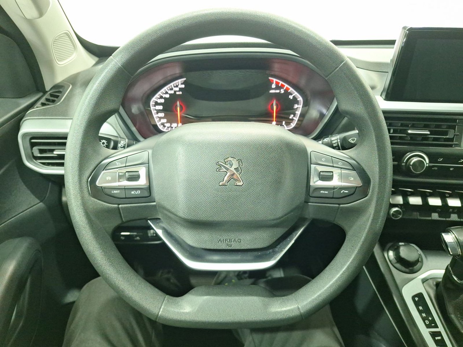 Peugeot LANDTREK BLUEHDI 4X4 2.2 AUT 2023 - Imagen 19 de 20