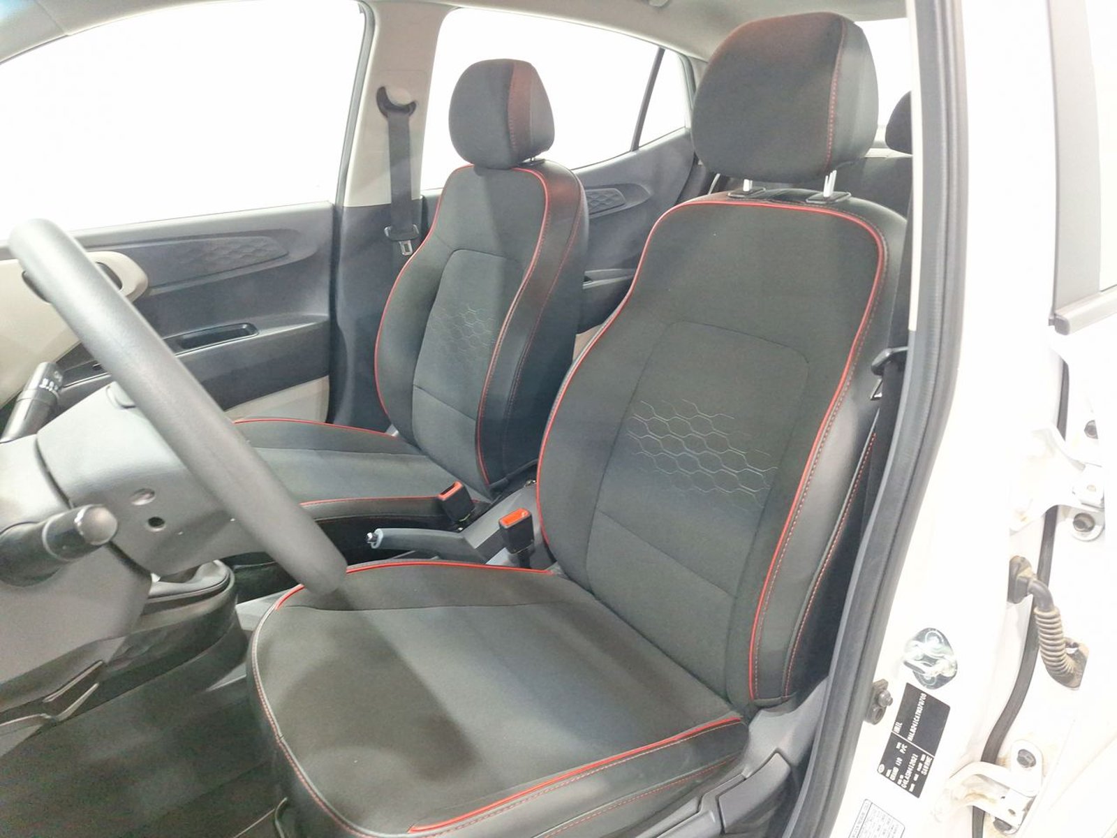 Hyundai GRAND I10 AI3  4X2 1.2 2025 - Imagen 18 de 20