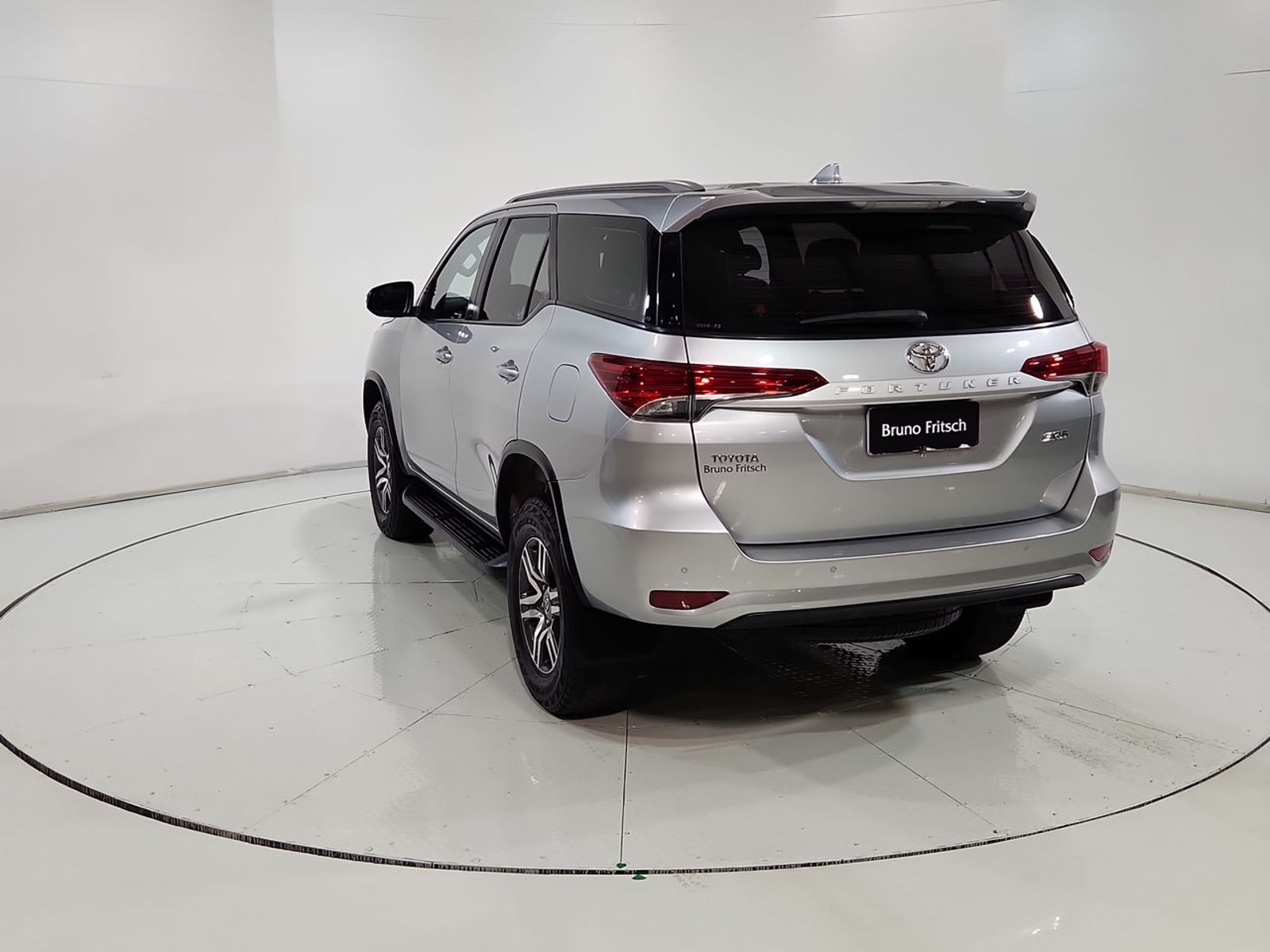 Toyota FORTUNER 2.7 2022 - Imagen 8 de 20