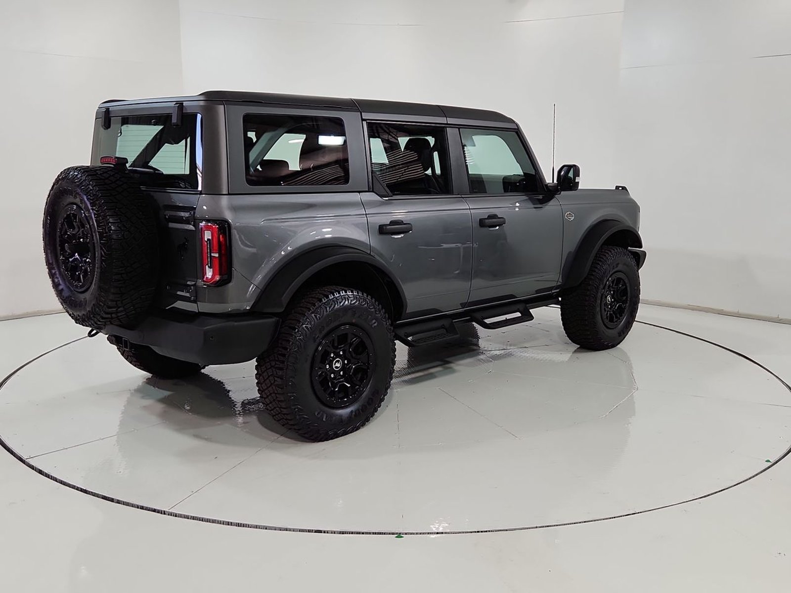 Ford BRONCO WILDTRAK 4X4 2.7 AUT 2025 - Imagen 11 de 20
