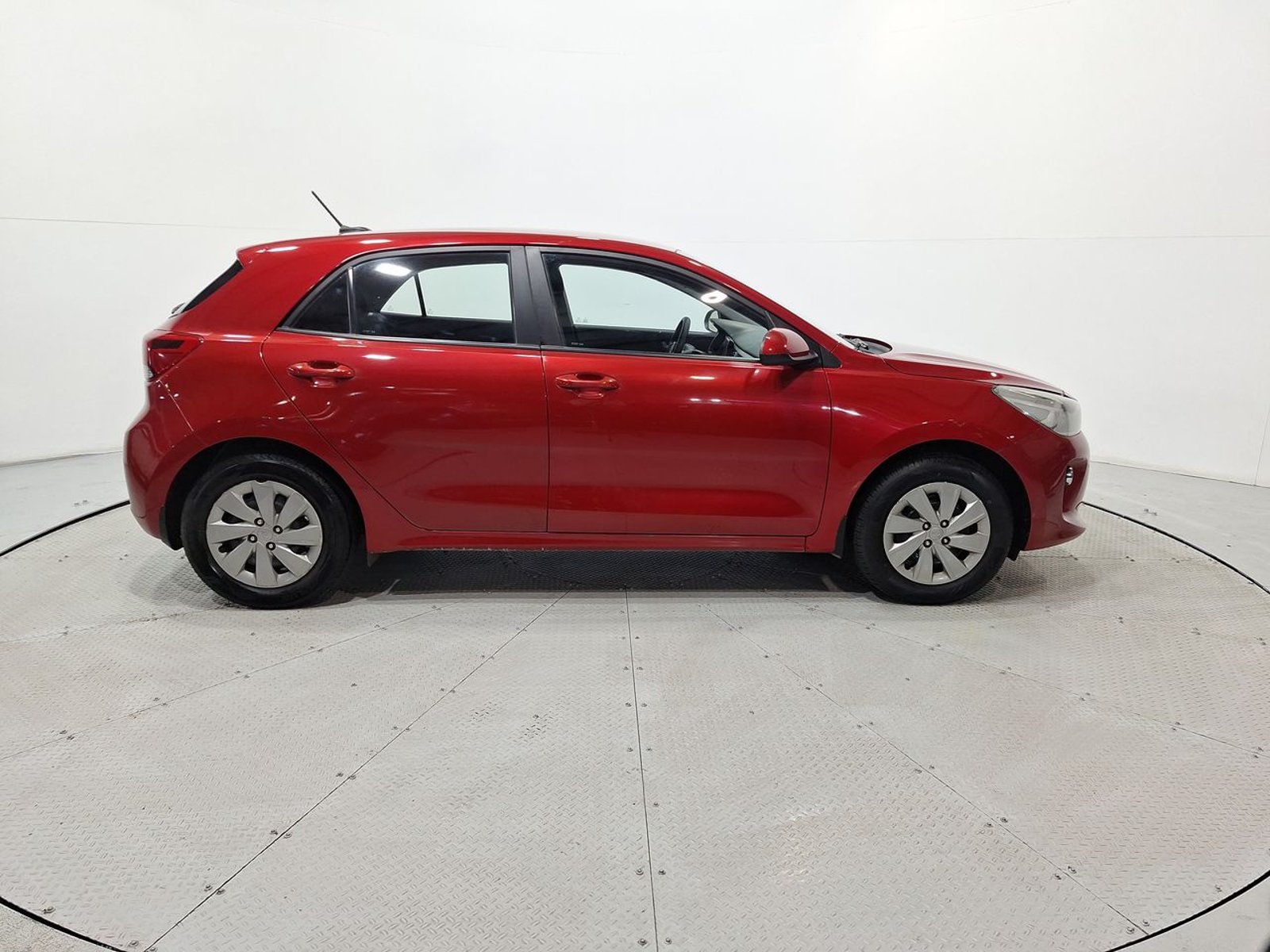 Kia RIO 5 HATCH BACK 1.4 2021 - Imagen 10 de 20