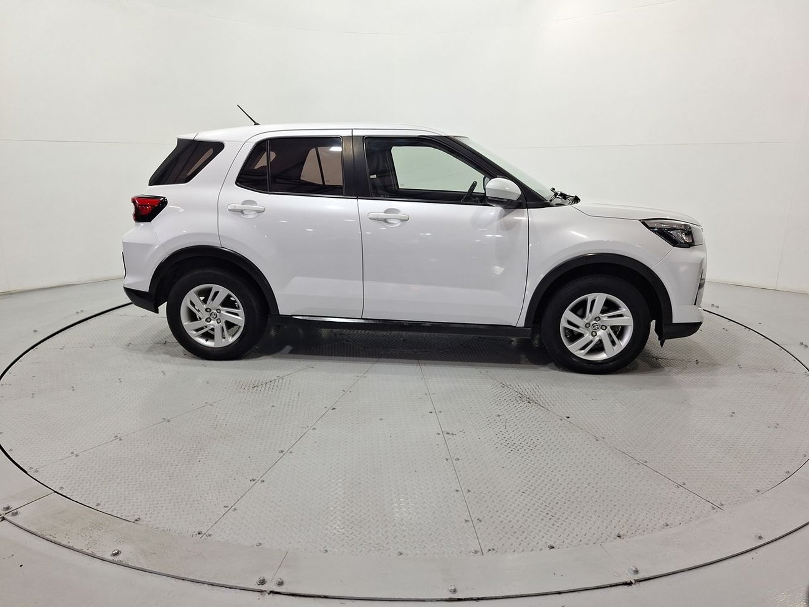 Toyota RAIZE CVT 1.2 AUT 2023 - Imagen 10 de 20