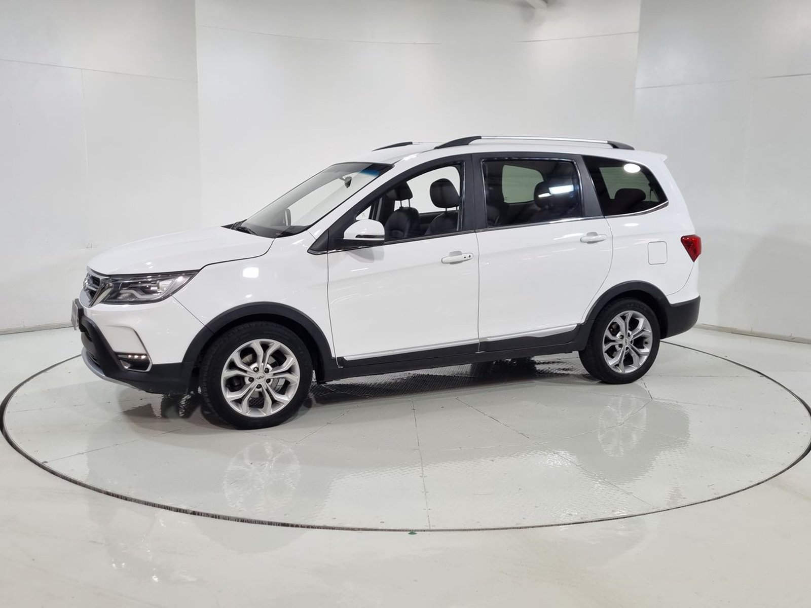 Chery K60 MT 1.5 2021 - Imagen 4 de 20