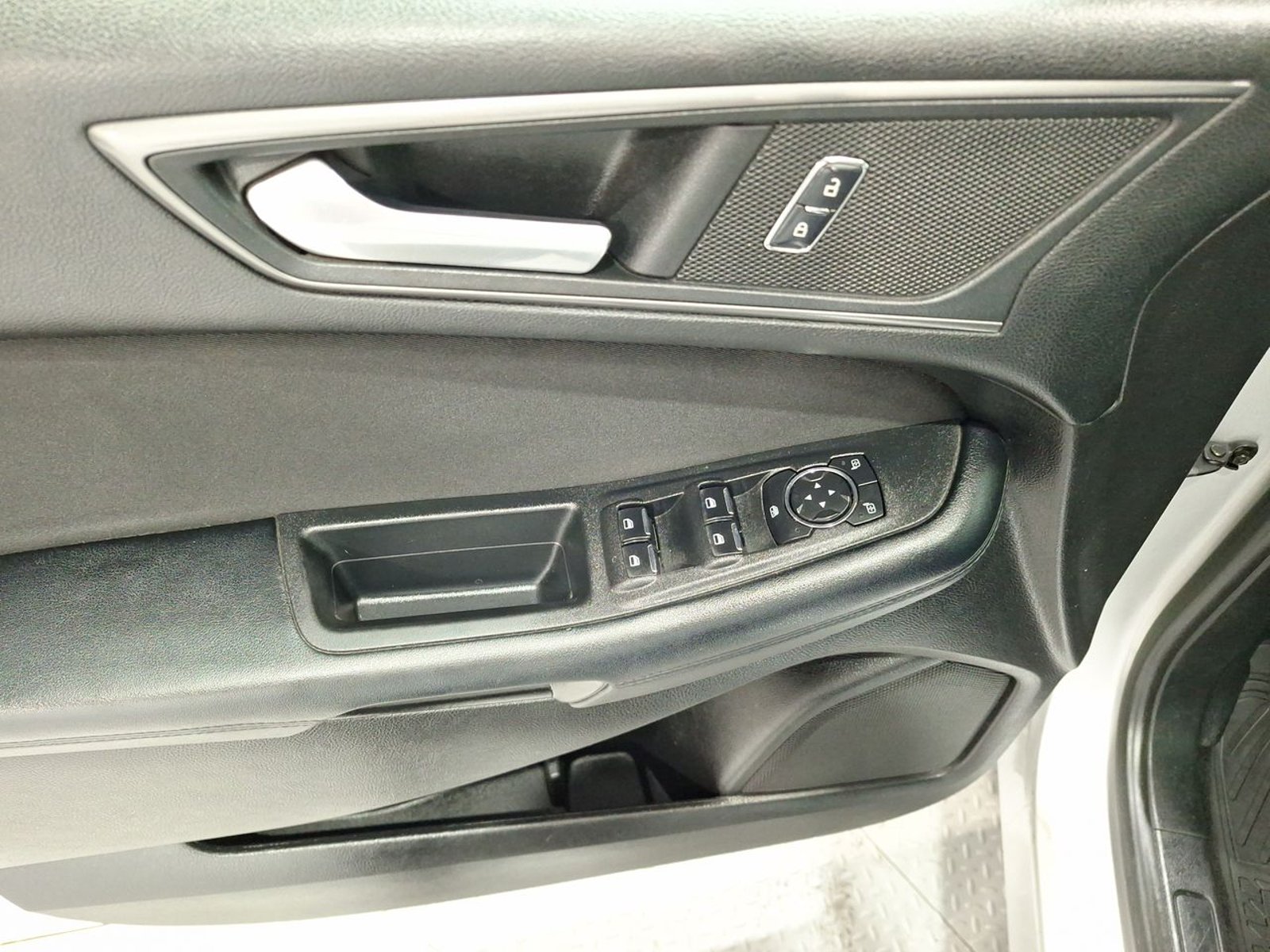 Ford EDGE 2.0 AUT 2018 - Imagen 16 de 20