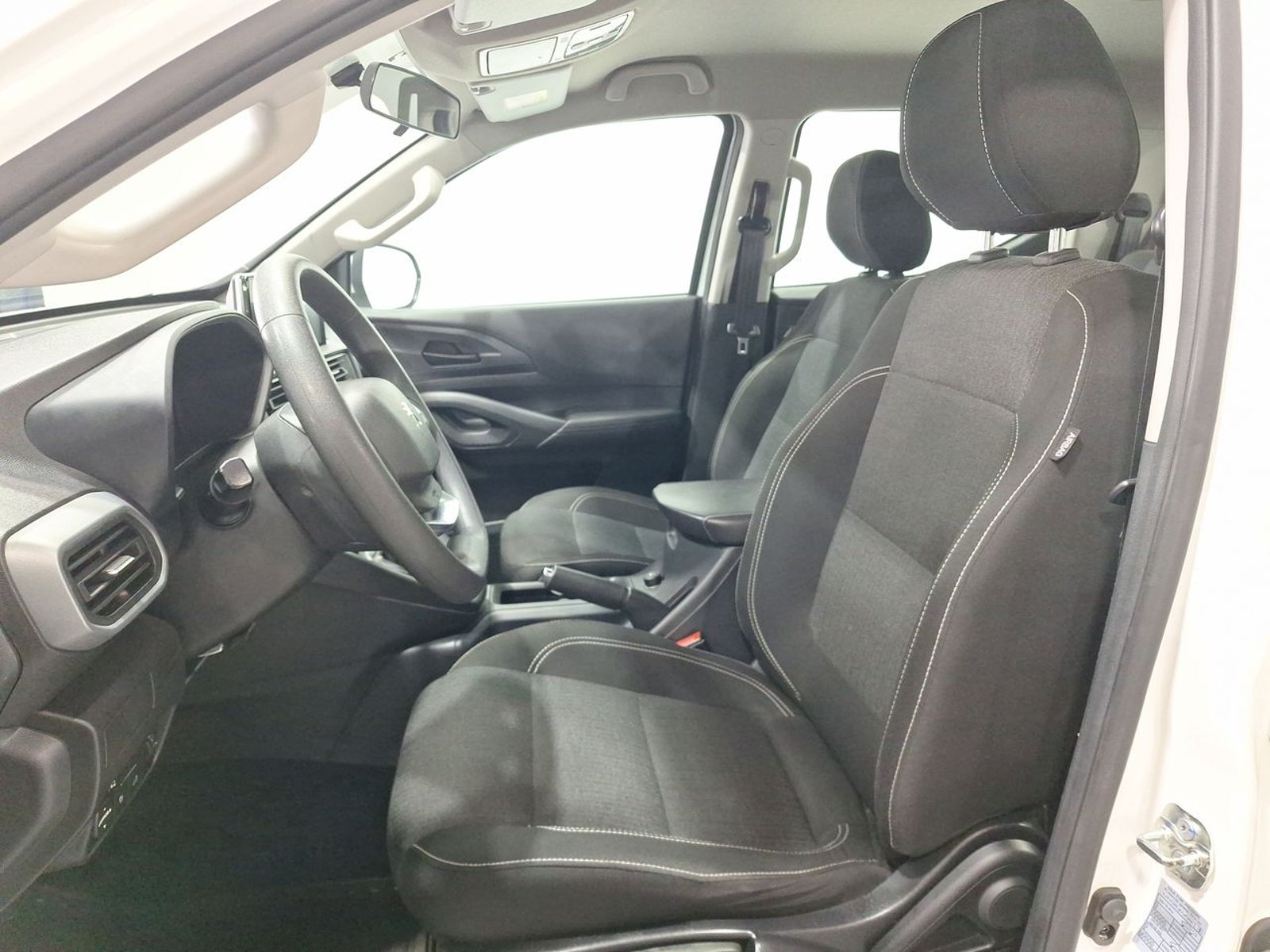 Peugeot LANDTREK BLUEHDI 4X4 2.2 AUT 2023 - Imagen 18 de 20
