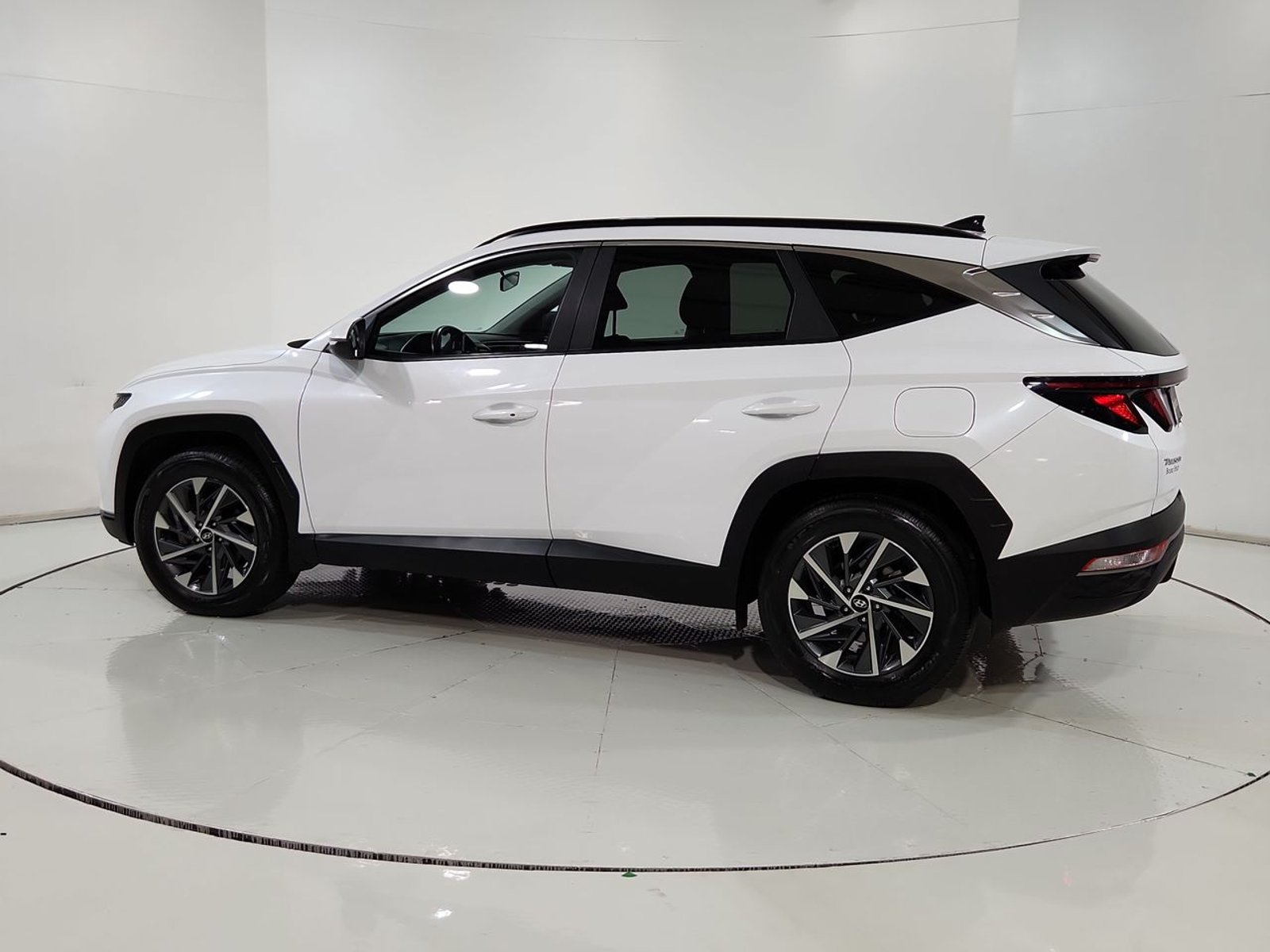 Hyundai TUCSON NX4 MPI 2.0 2024 - Imagen 6 de 20
