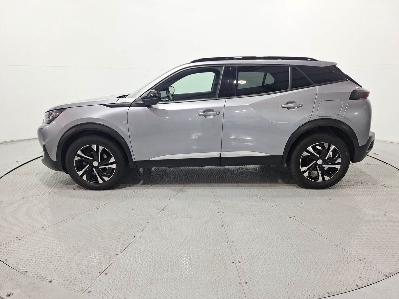 Peugeot 2008 PURETECH 130 EAT8 1.2 AUT 2023 - Imagen 4 de 20