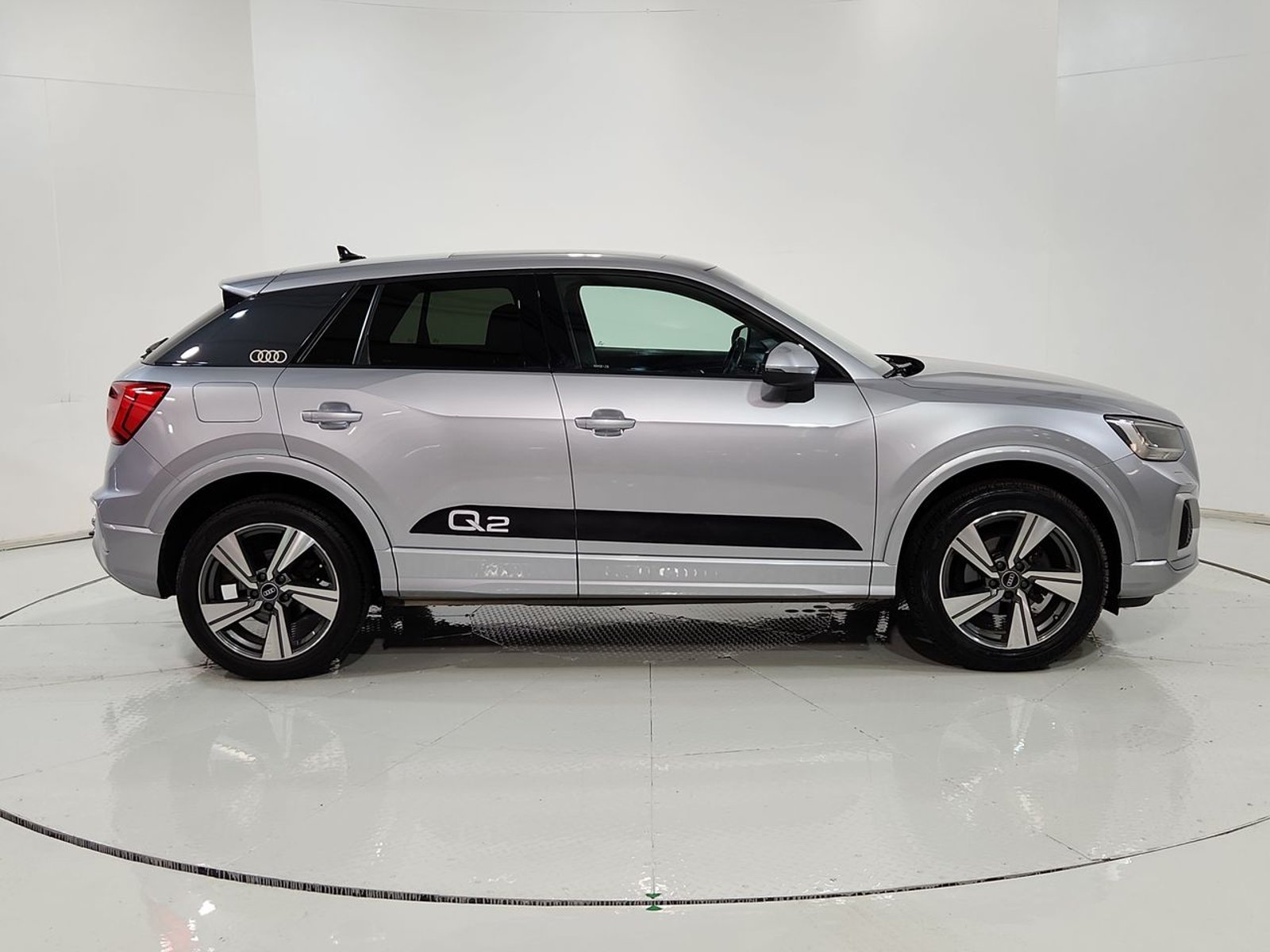 Audi Q2 35 TFSI 1.4 AUT 2022 - Imagen 13 de 20