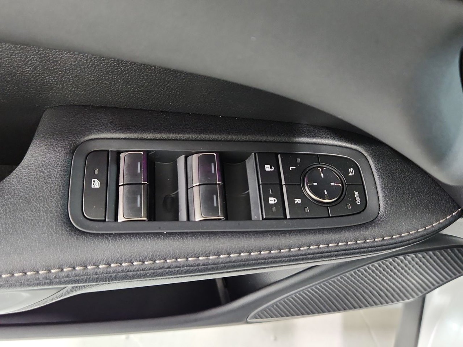 Lexus RX350H RX  350 4X4 2.5 AUT 2024 - Imagen 20 de 20