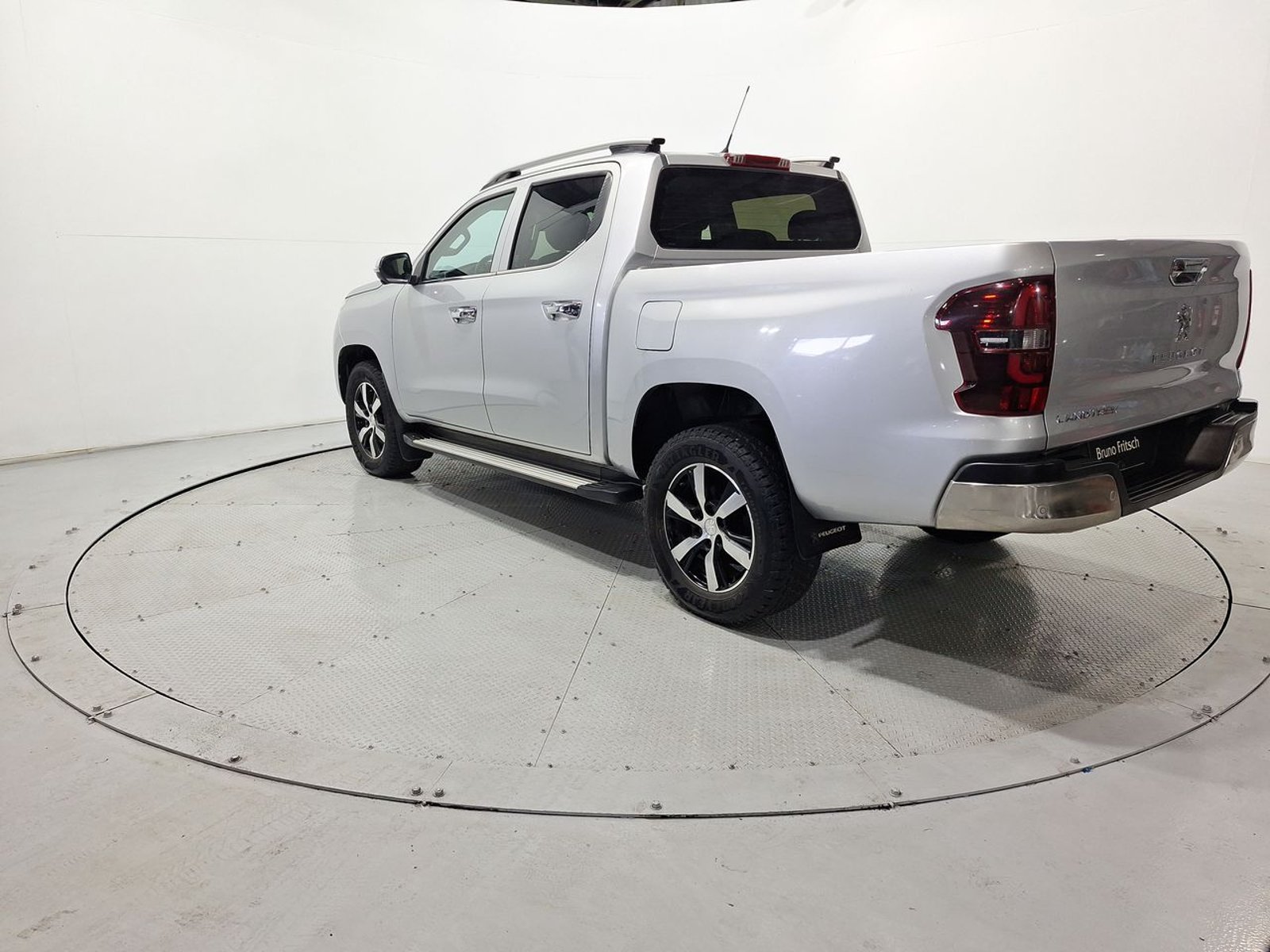 Peugeot LANDTREK BLUEHDI 4X4 2.2 AUT 2024 - Imagen 5 de 20