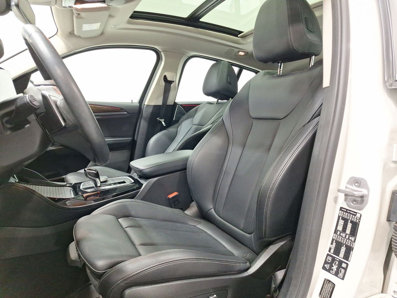 Bmw X4 XDRIVE 20I 4X4 2.0 AT 2024 - Imagen 18 de 20