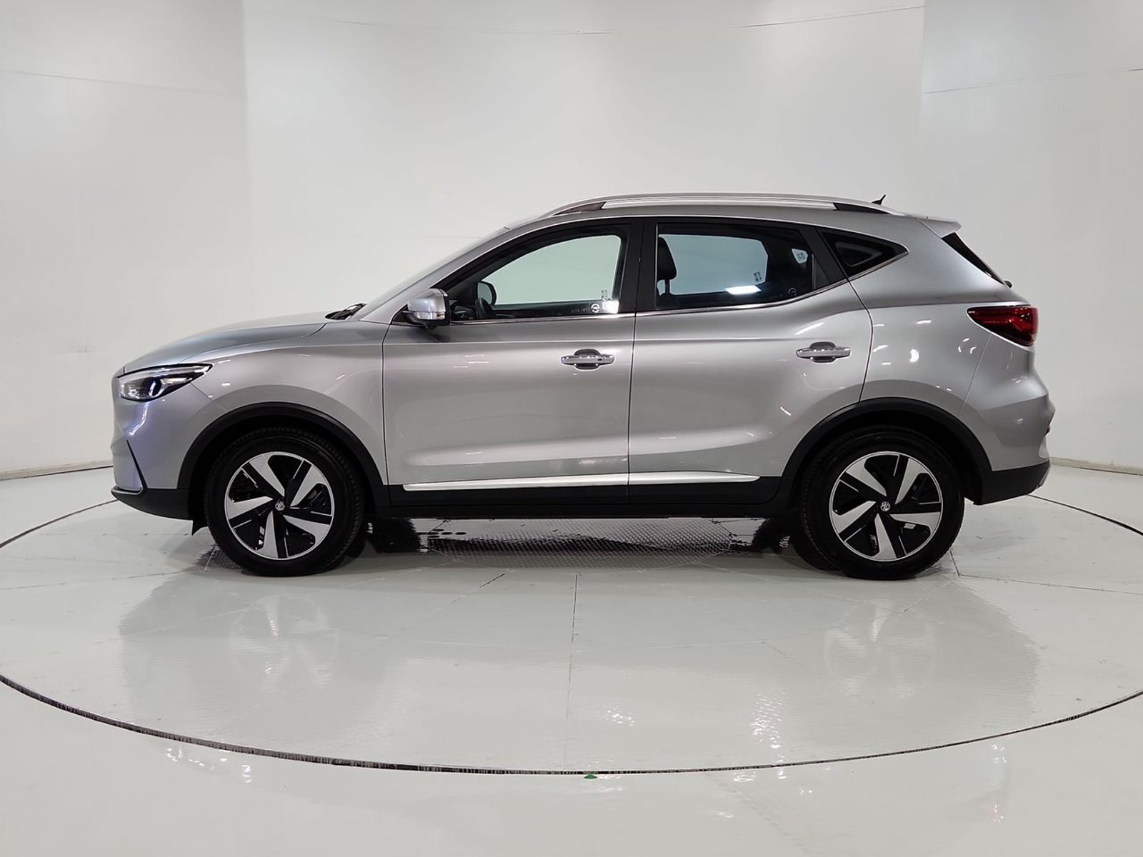 Mg ZS EV 4X2 AUT 2023 - Imagen 5 de 20